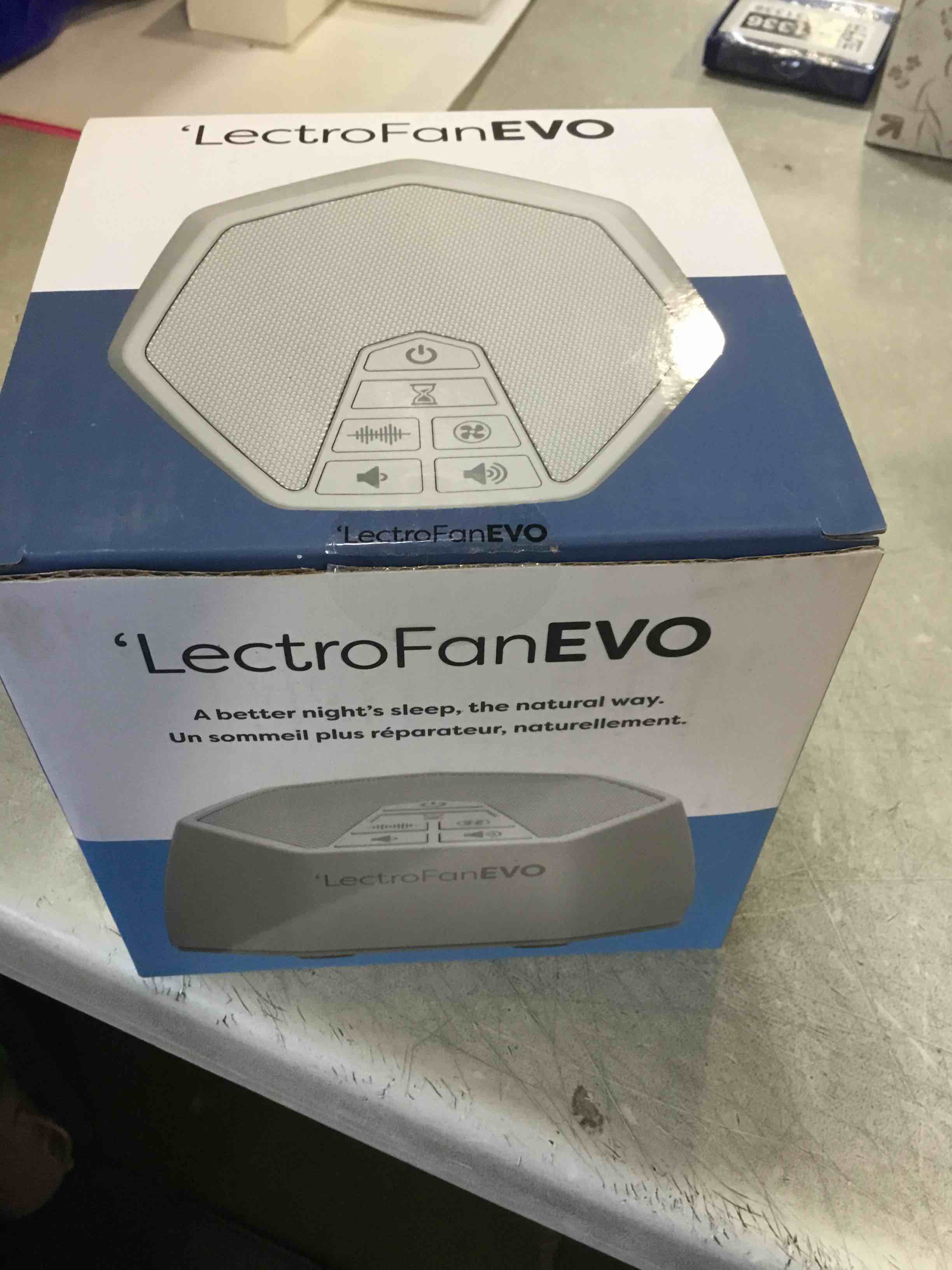 https://s3.amazonaws.com/lotting-images-prod/bidfta/_1729697231098.jpeg