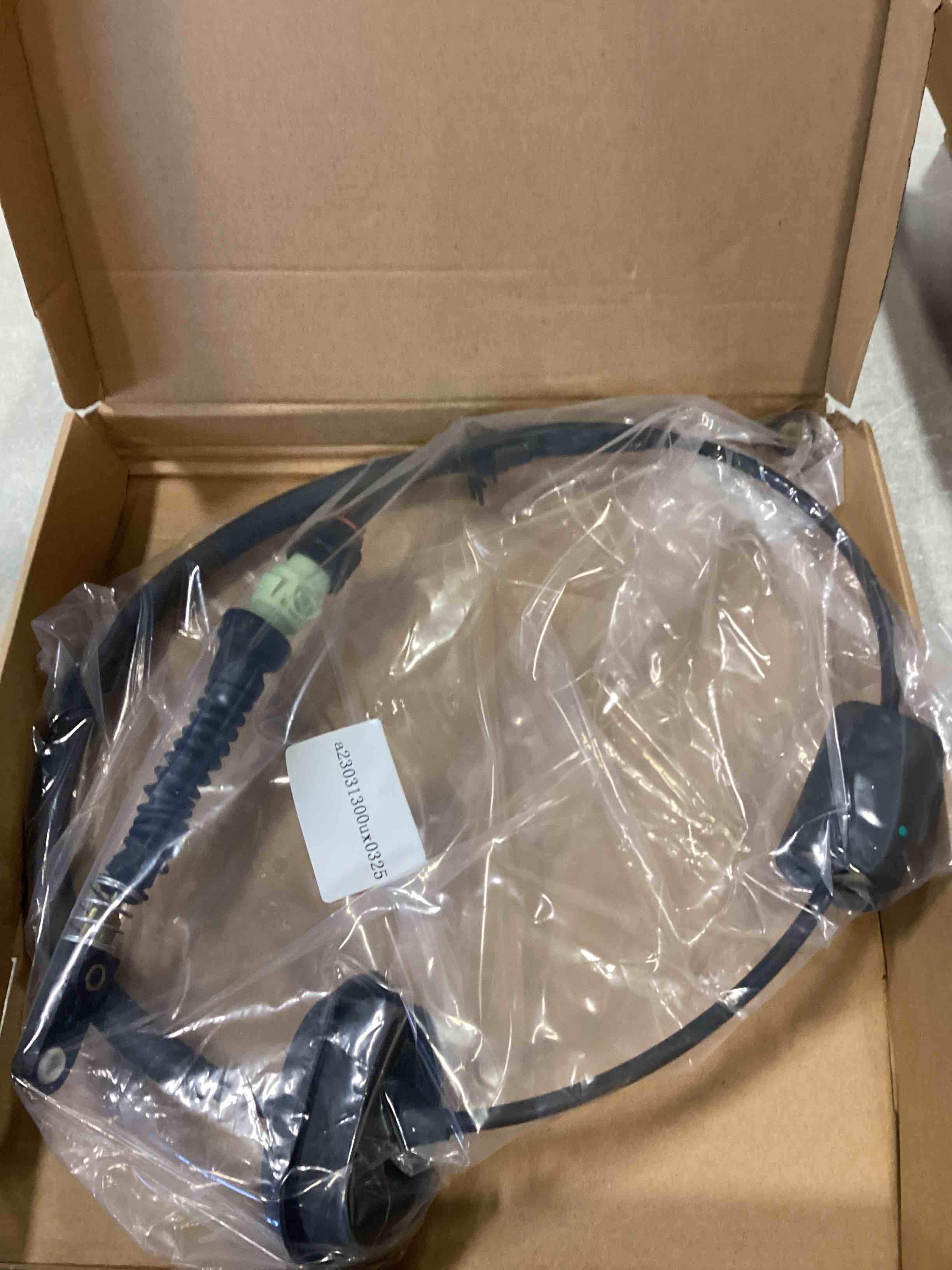https://s3.amazonaws.com/lotting-images-prod/bidfta/_1729699142771.jpeg
