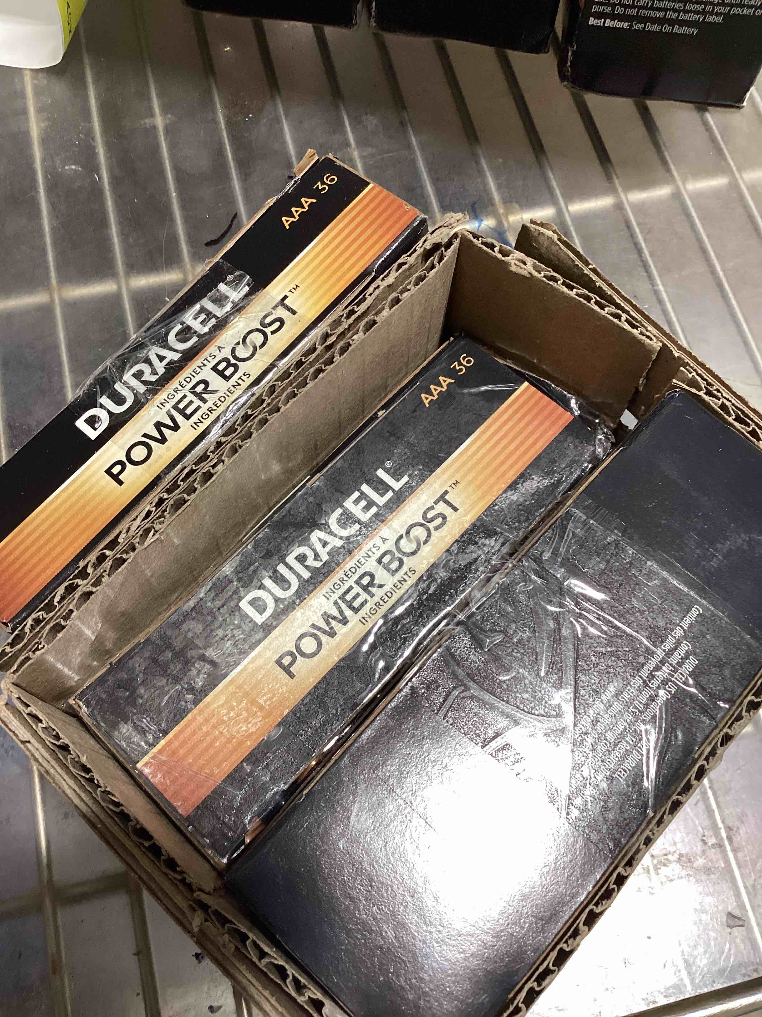 https://s3.amazonaws.com/lotting-images-prod/bidfta/_1729780933724.jpeg