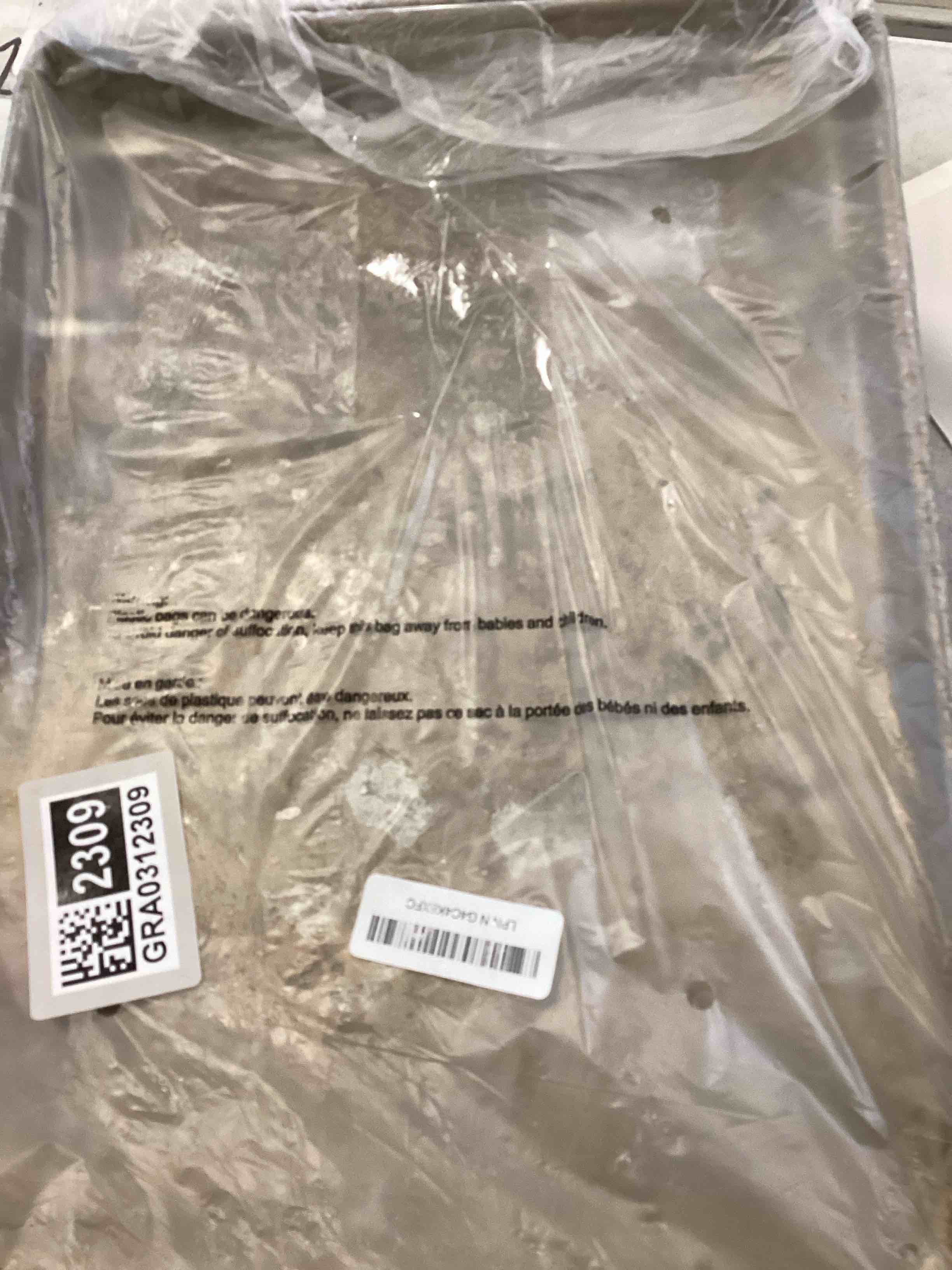 https://s3.amazonaws.com/lotting-images-prod/bidfta/_1729790308415.jpeg