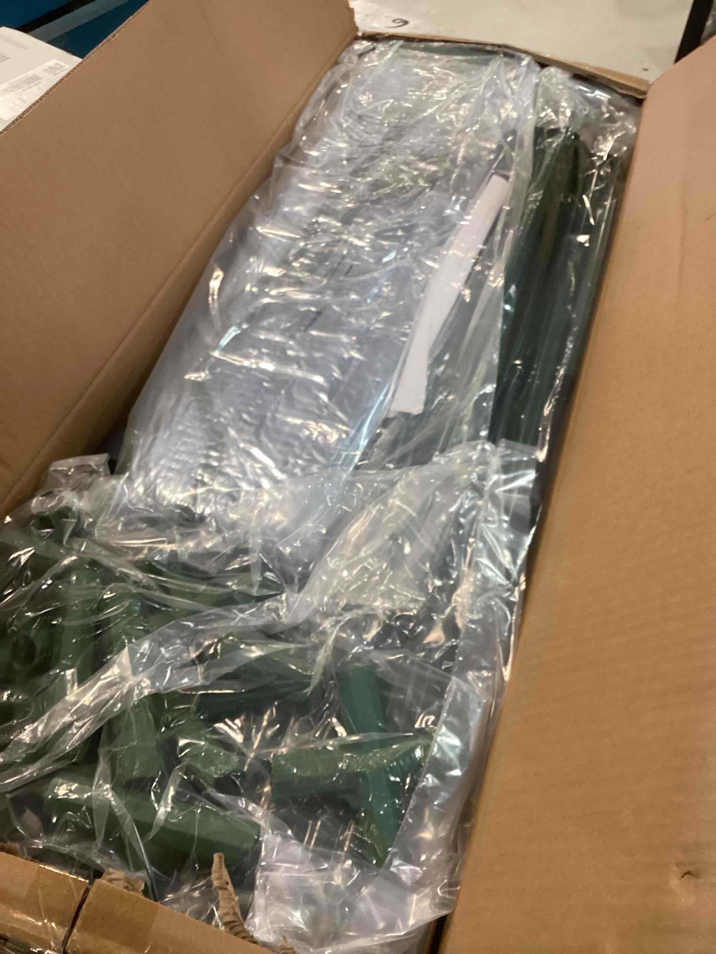 https://s3.amazonaws.com/lotting-images-prod/bidfta/_1729795212223.jpeg