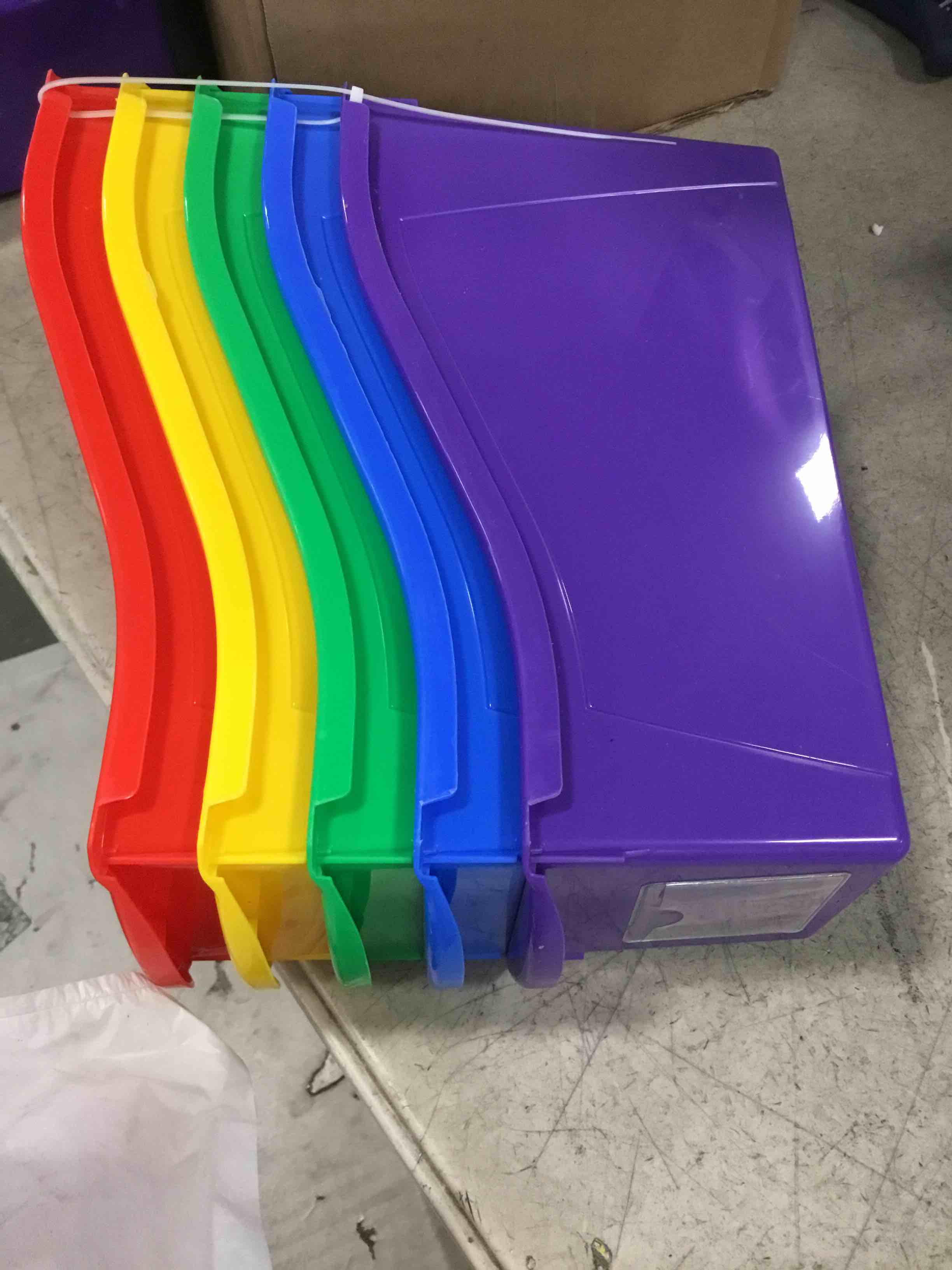 https://s3.amazonaws.com/lotting-images-prod/bidfta/_1729877562646.jpeg