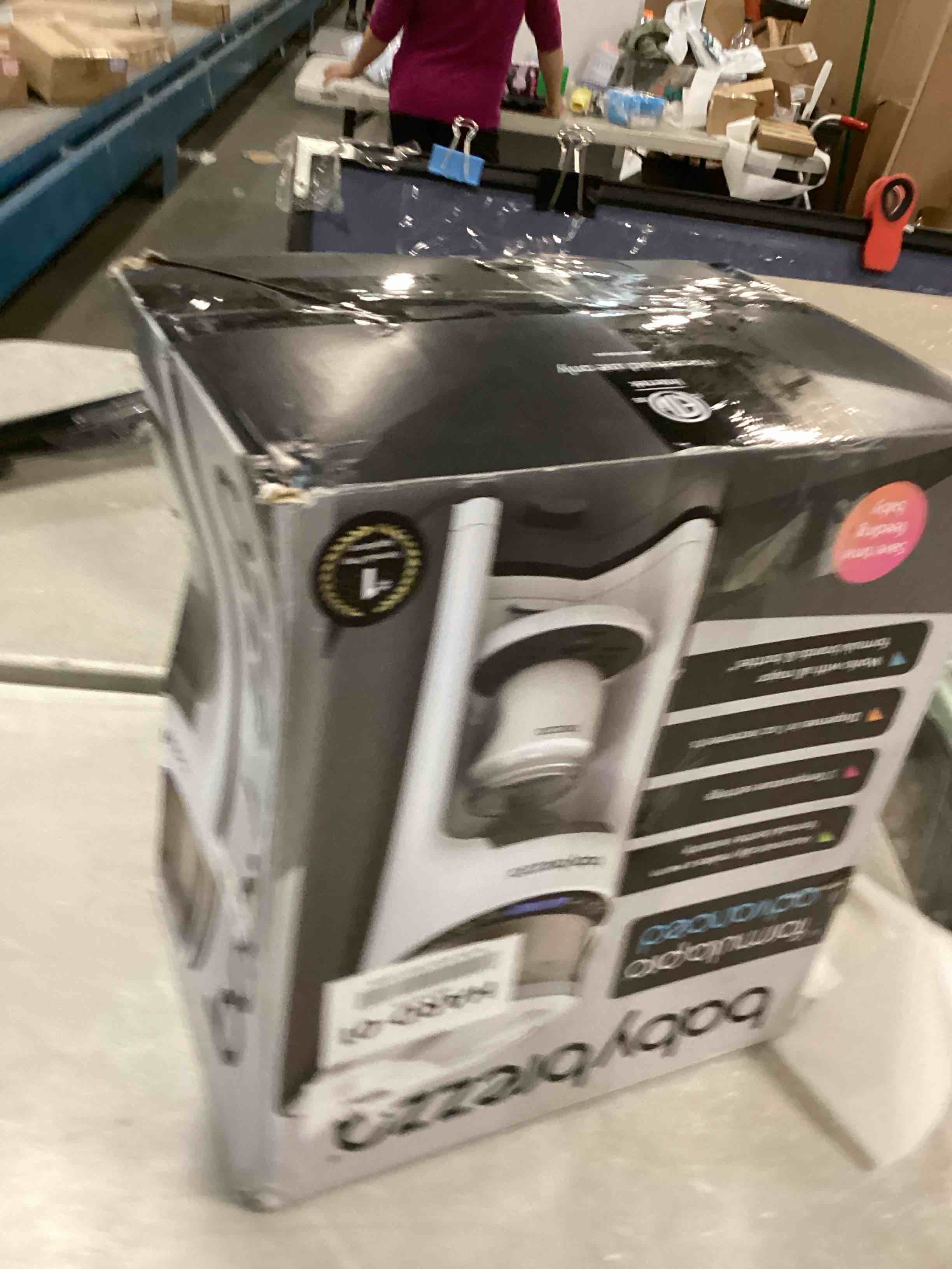 https://s3.amazonaws.com/lotting-images-prod/bidfta/_1729885370410.jpeg