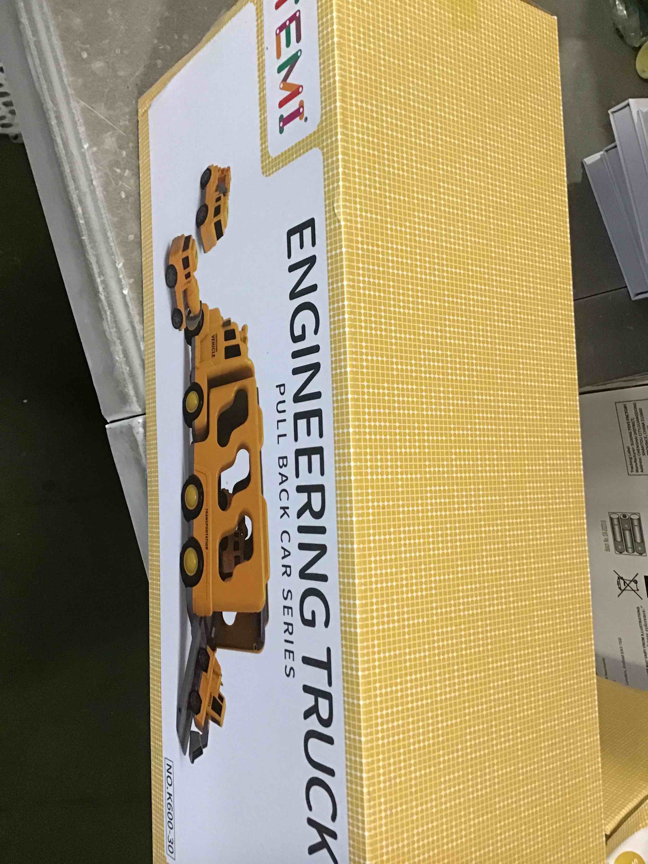 https://s3.amazonaws.com/lotting-images-prod/bidfta/_1730117657829.jpeg
