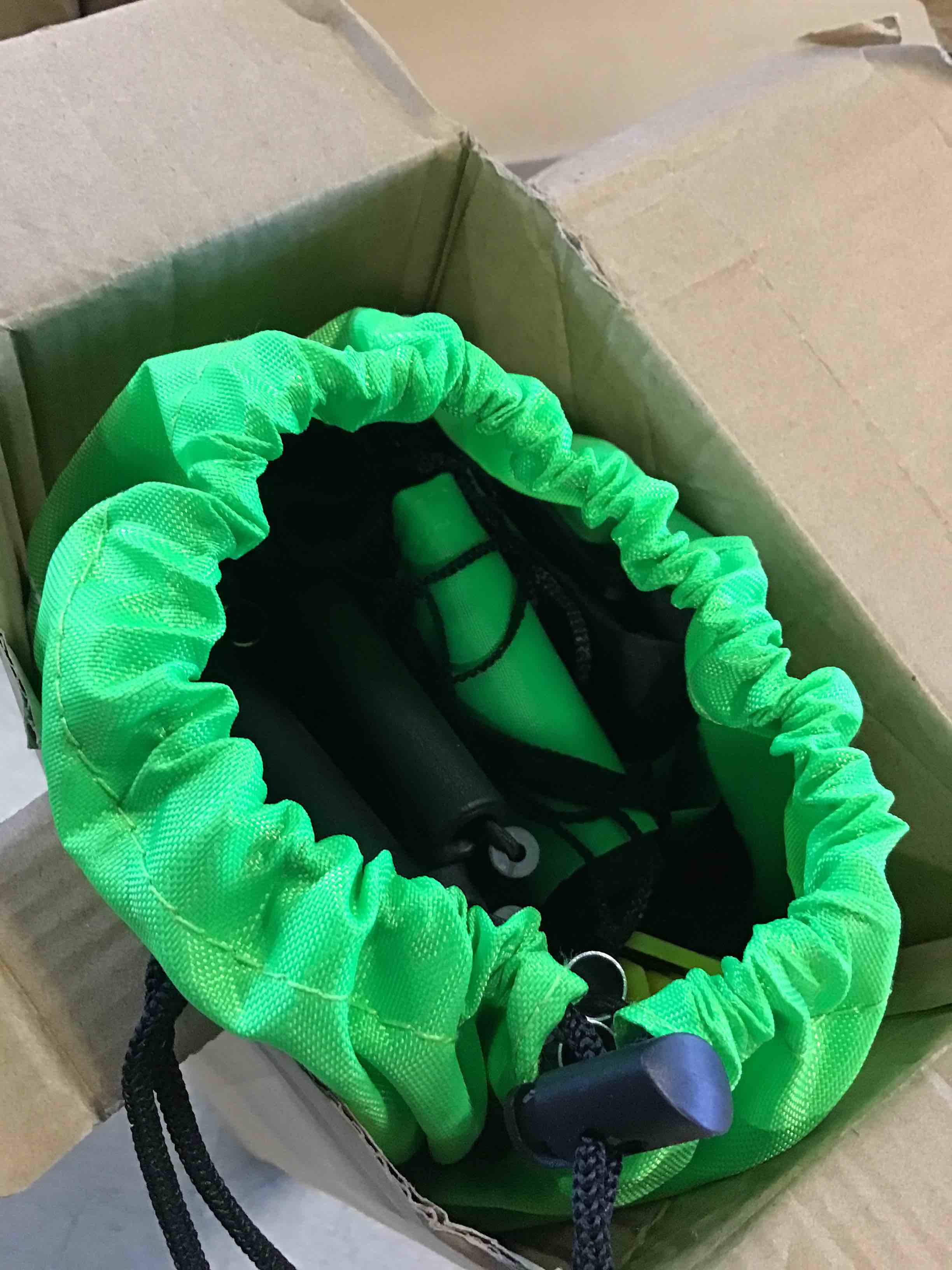https://s3.amazonaws.com/lotting-images-prod/bidfta/_1730228238059.jpeg