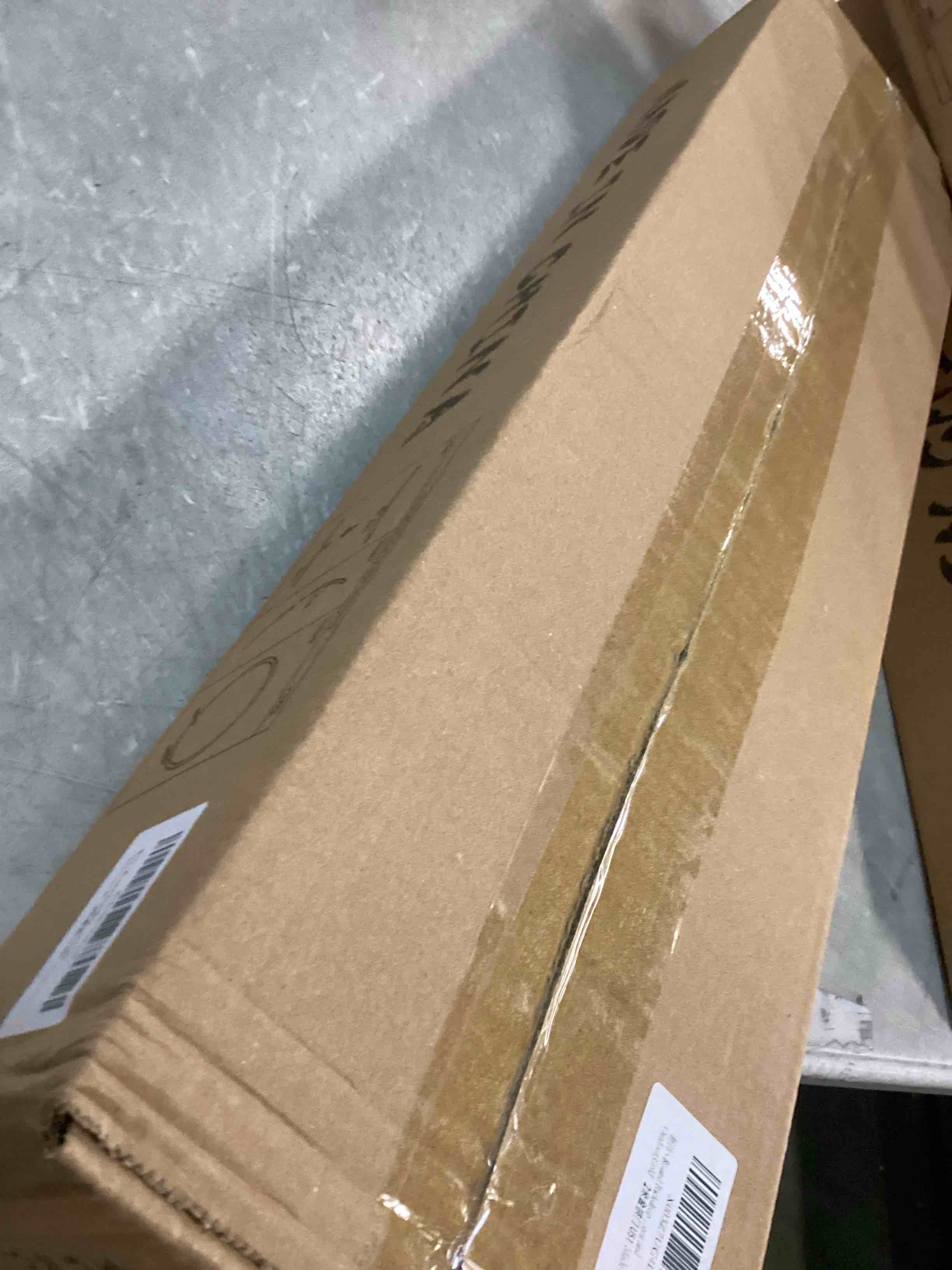 https://s3.amazonaws.com/lotting-images-prod/bidfta/_1730230664431.jpeg