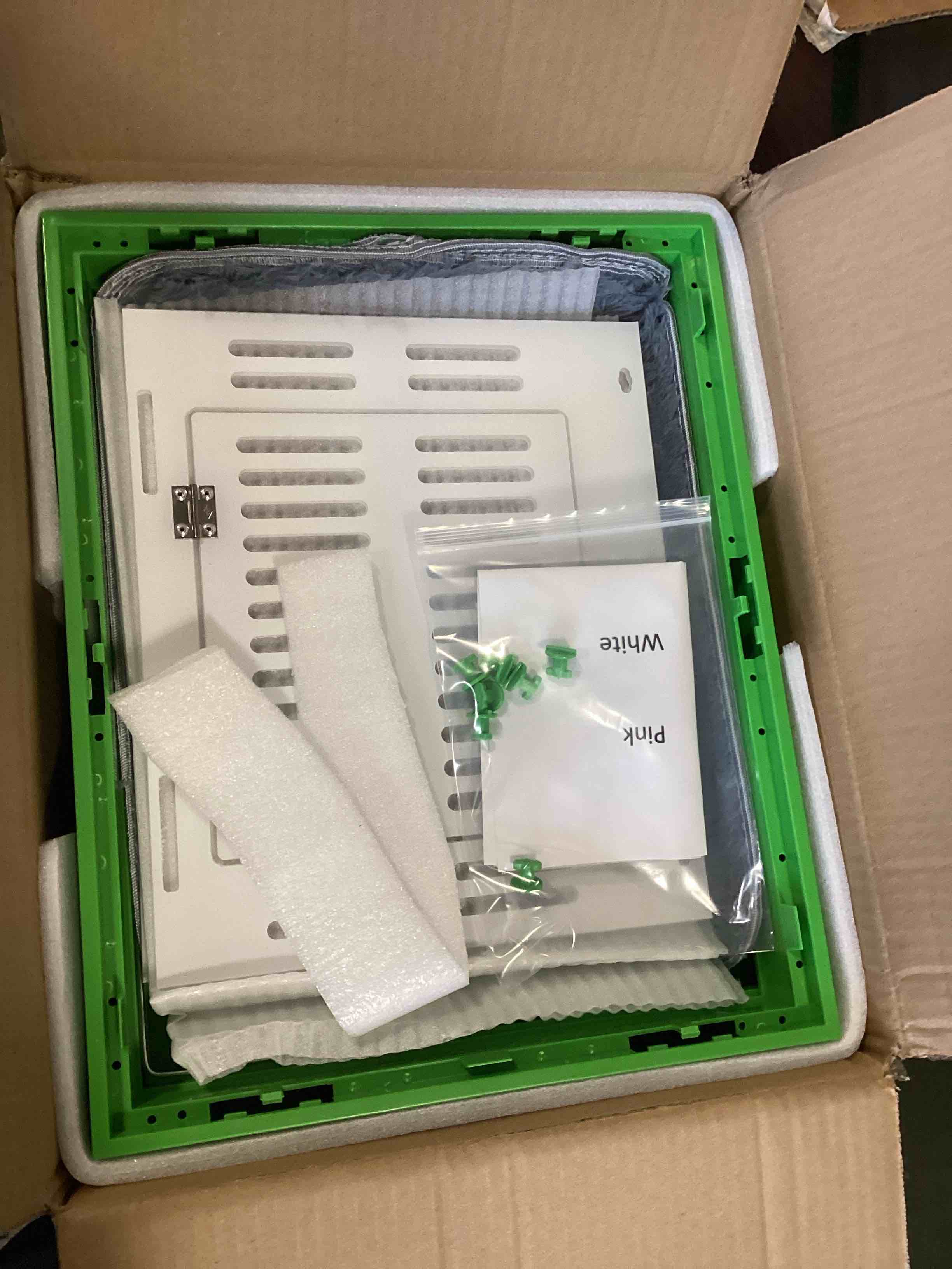 https://s3.amazonaws.com/lotting-images-prod/bidfta/_1730314593378.jpeg