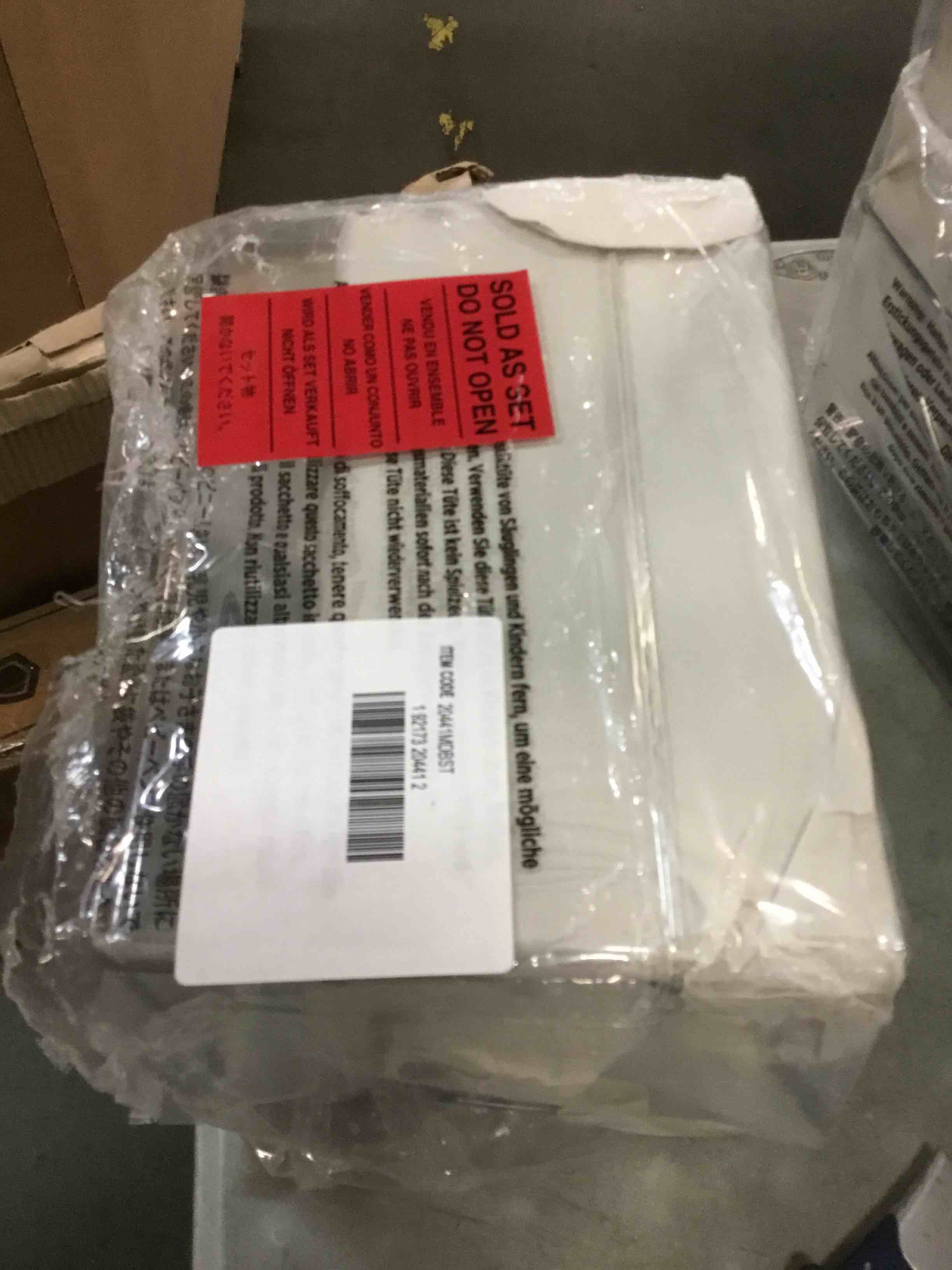 https://s3.amazonaws.com/lotting-images-prod/bidfta/_1730325848879.jpeg