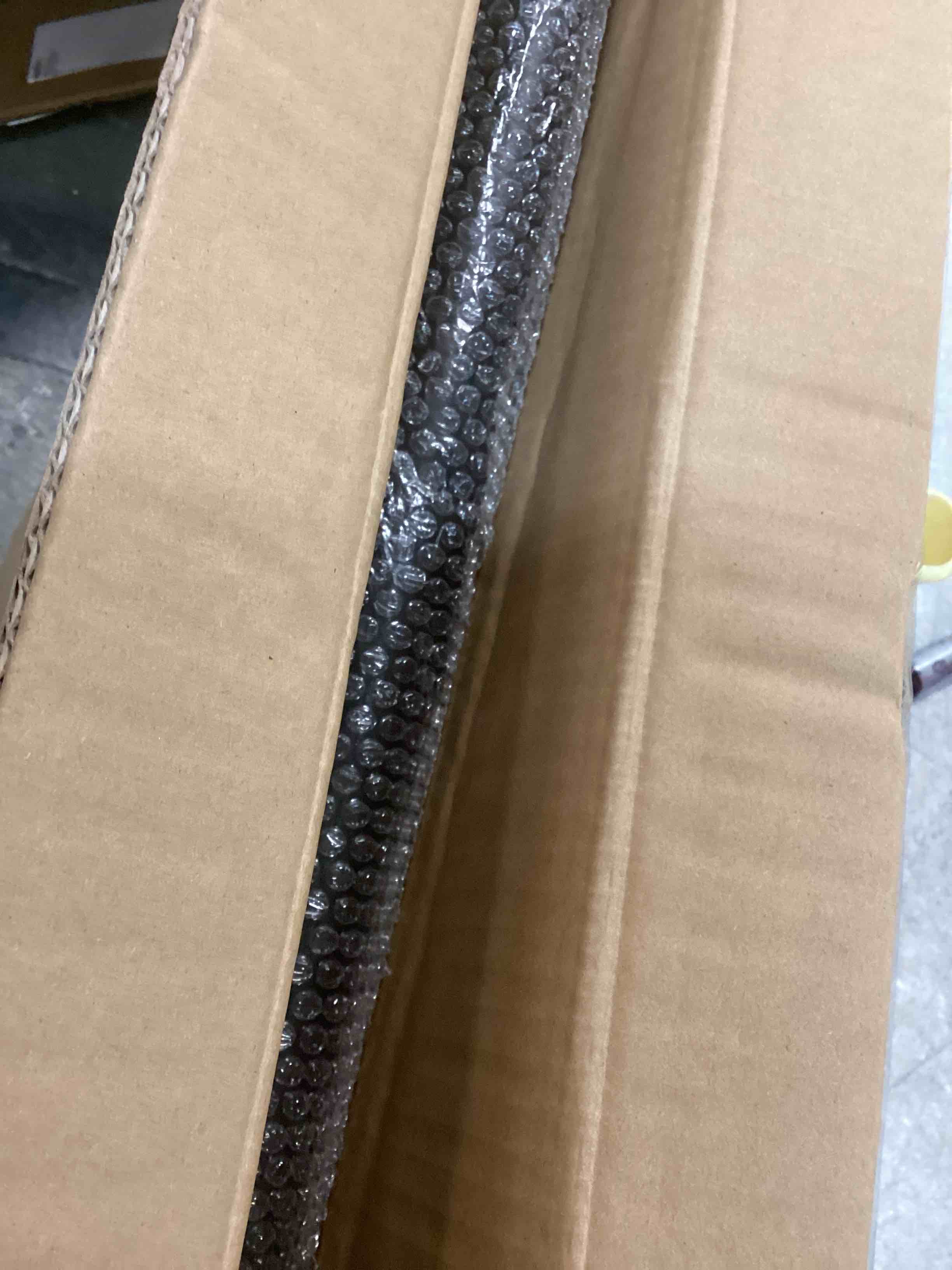 https://s3.amazonaws.com/lotting-images-prod/bidfta/_1730378079241.jpeg