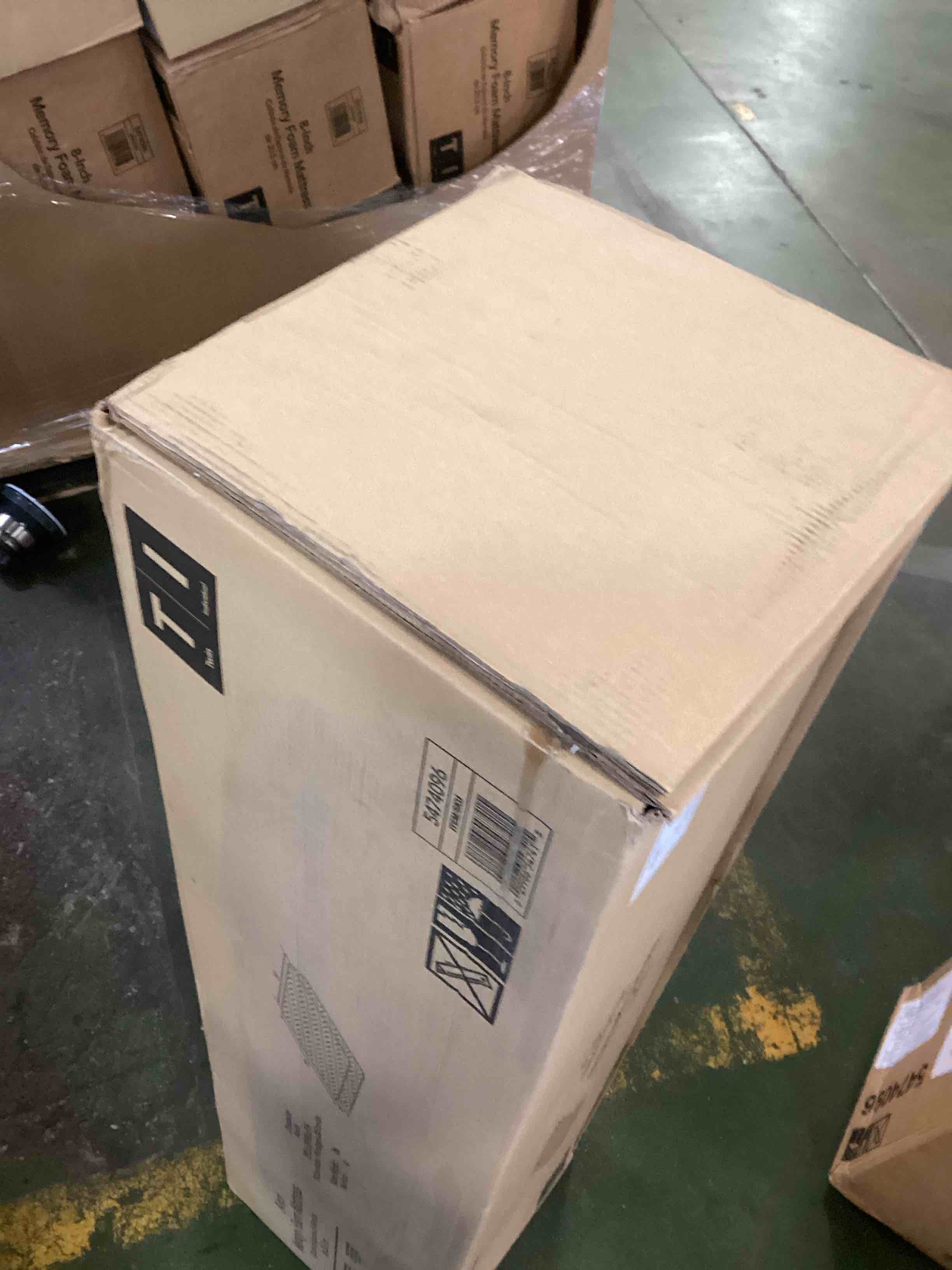 https://s3.amazonaws.com/lotting-images-prod/bidfta/_1730735583547.jpeg