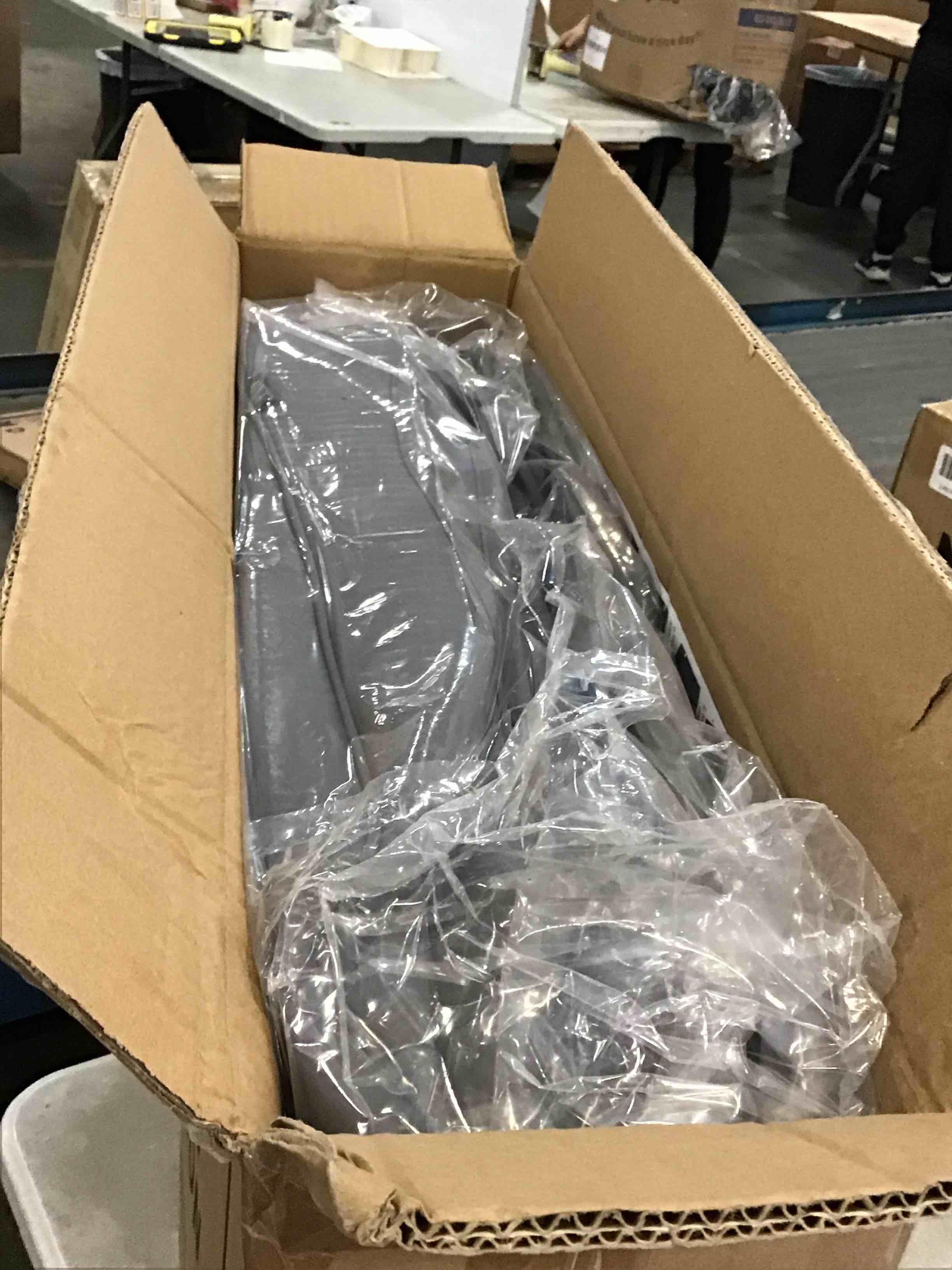 https://s3.amazonaws.com/lotting-images-prod/bidfta/_1730739776379.jpeg