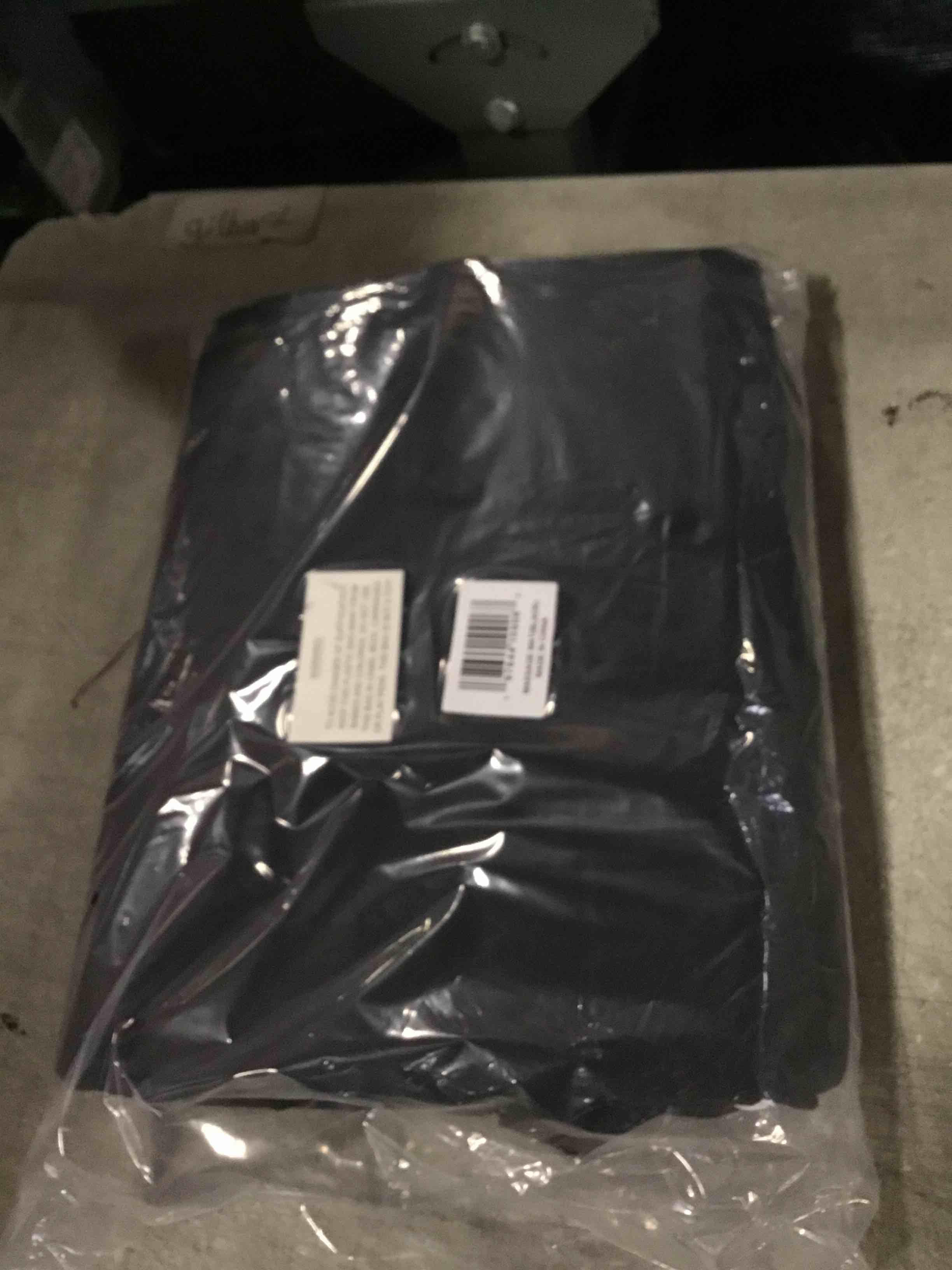 https://s3.amazonaws.com/lotting-images-prod/bidfta/_1730753901982.jpeg