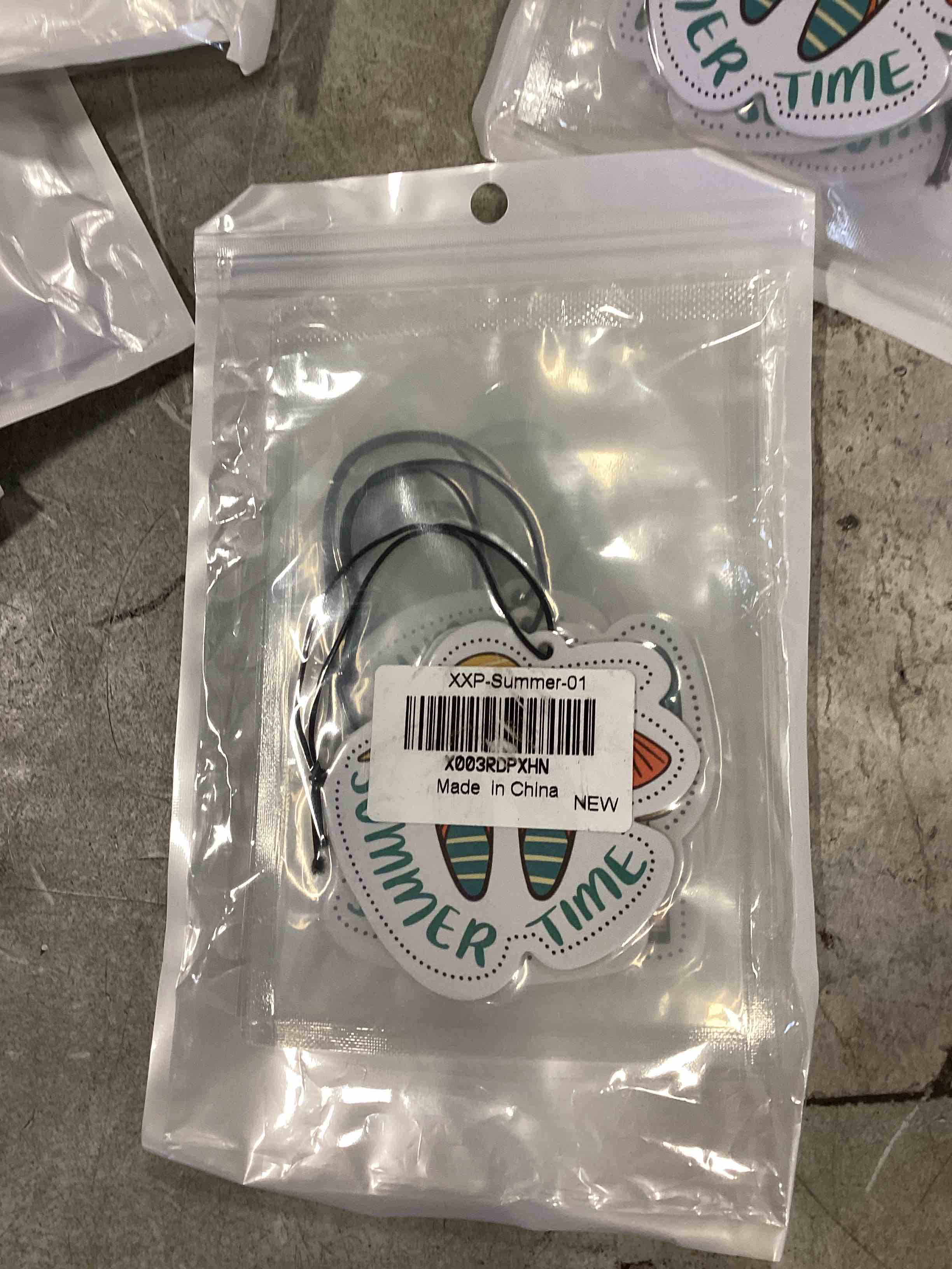 https://s3.amazonaws.com/lotting-images-prod/bidfta/_1730840757783.jpeg