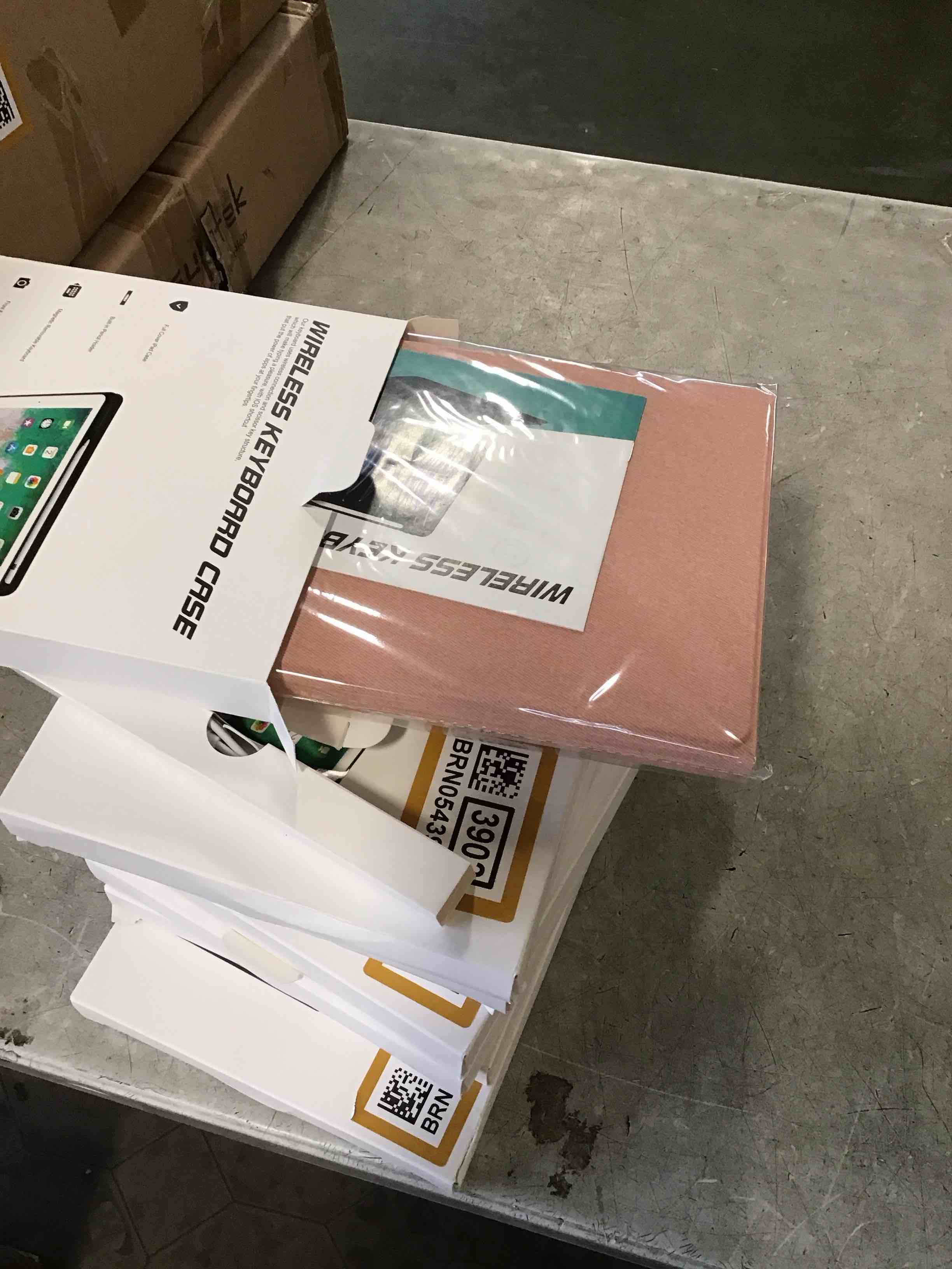 https://s3.amazonaws.com/lotting-images-prod/bidfta/_1730903800928.jpeg