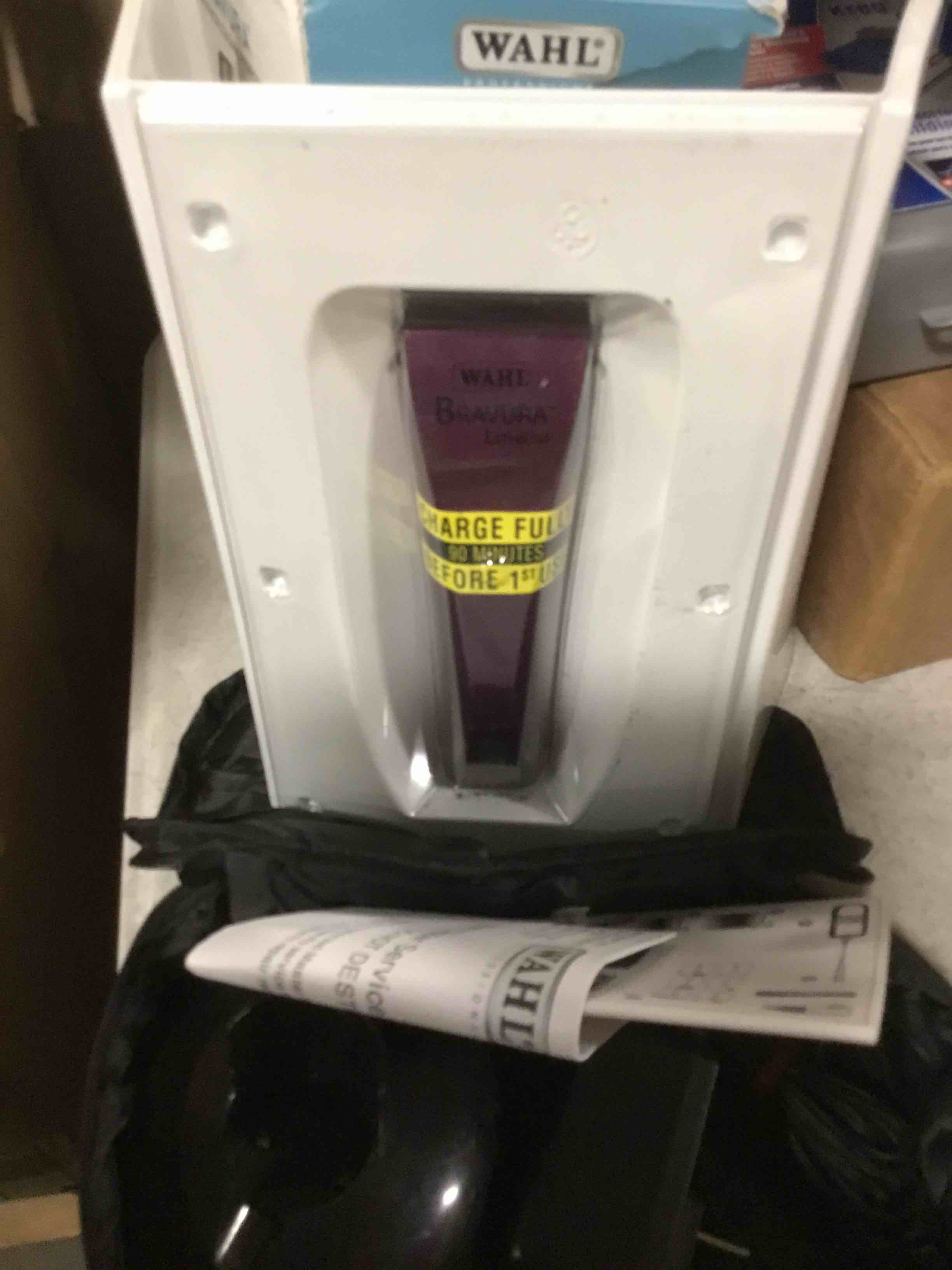 https://s3.amazonaws.com/lotting-images-prod/bidfta/_1731587810882.jpeg