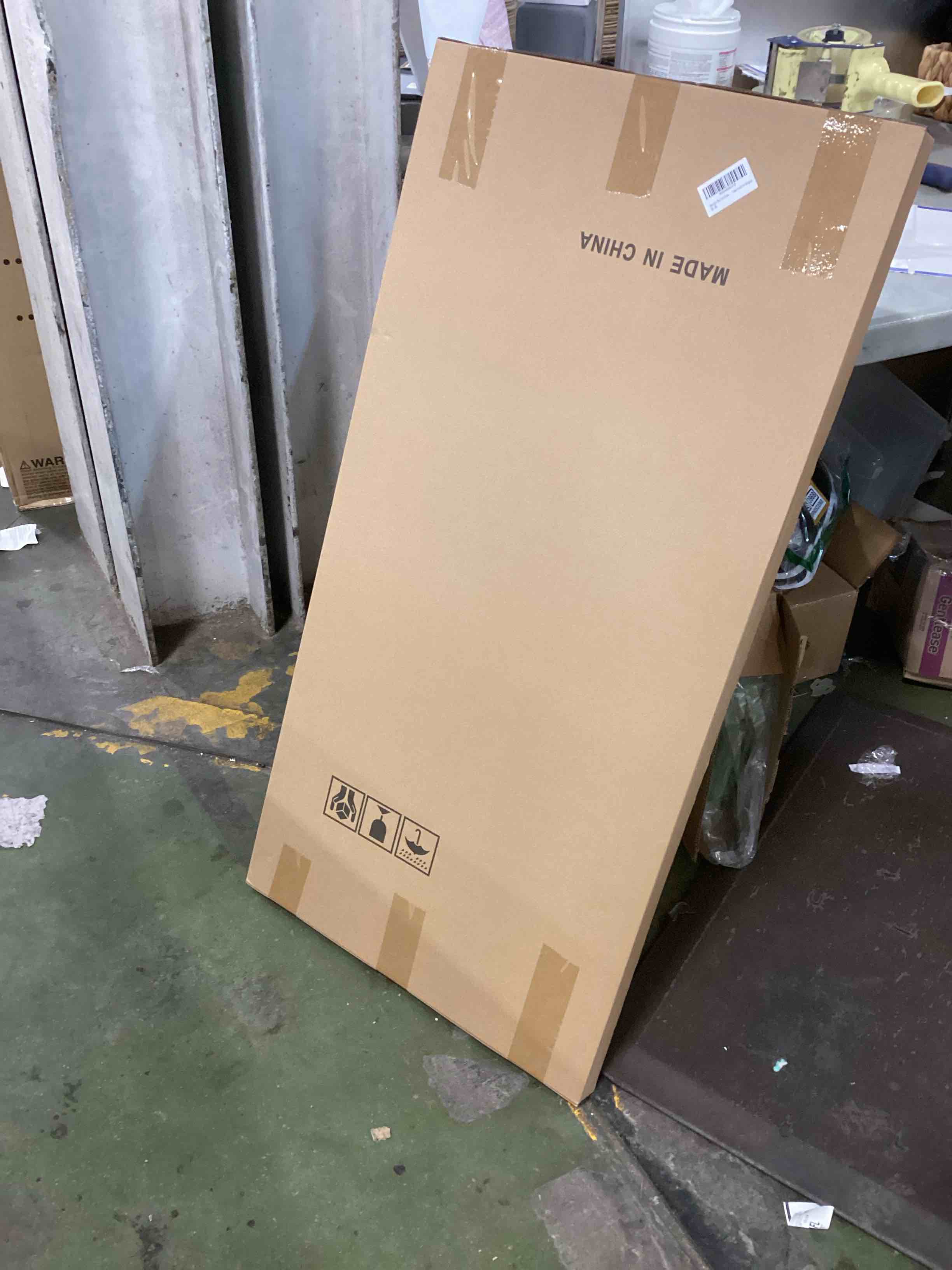 https://s3.amazonaws.com/lotting-images-prod/bidfta/_1731616436744.jpeg