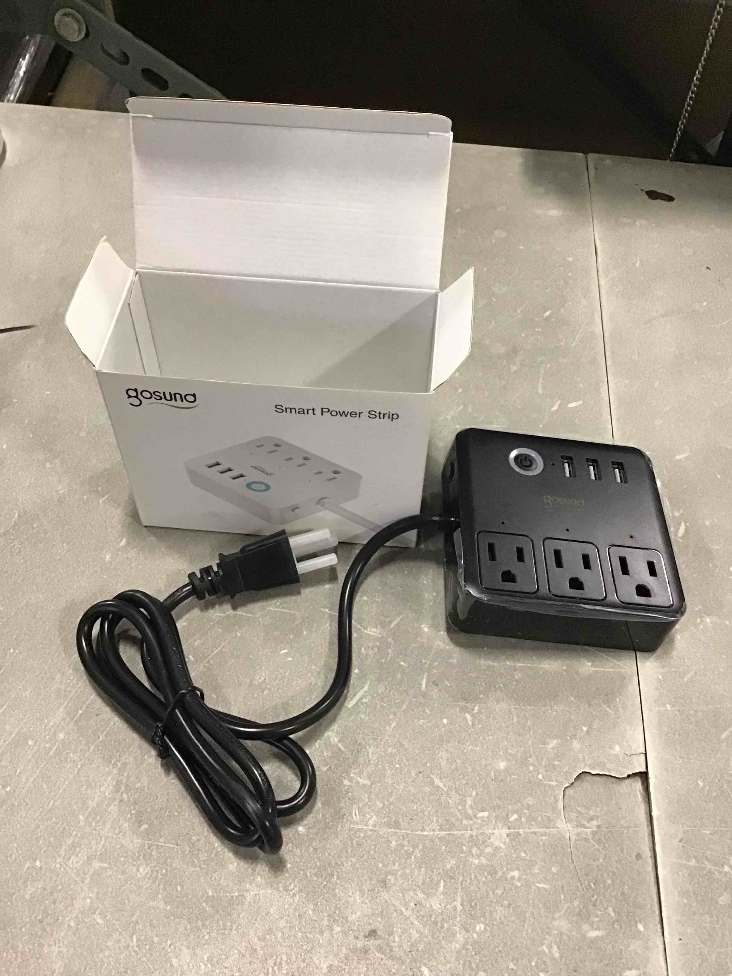https://s3.amazonaws.com/lotting-images-prod/bidfta/_1732113007705.jpeg