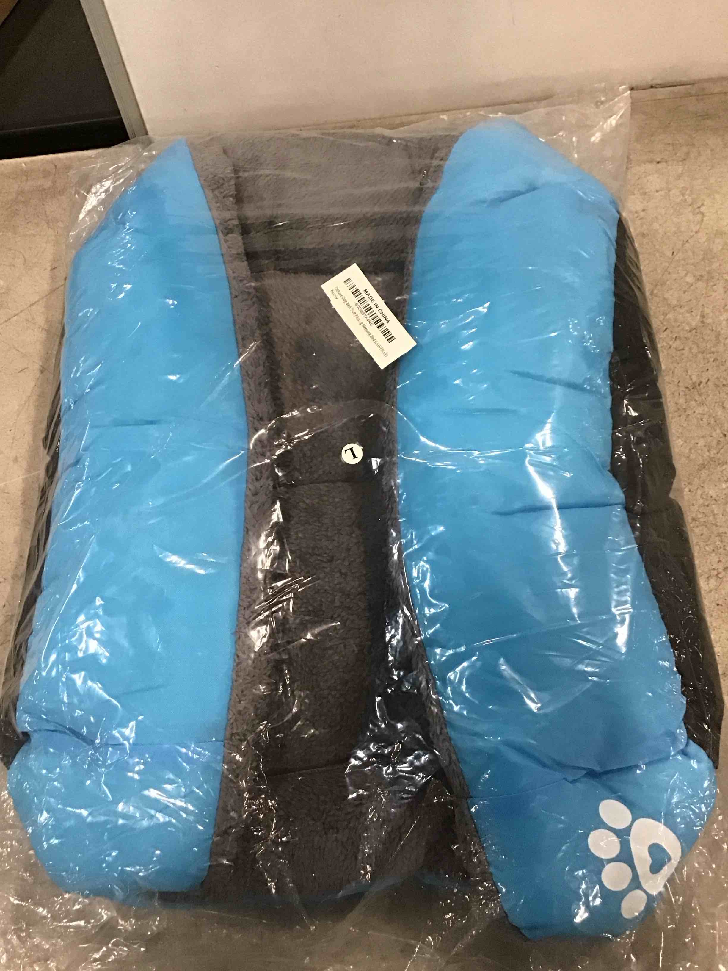 https://s3.amazonaws.com/lotting-images-prod/bidfta/_1732195056541.jpeg