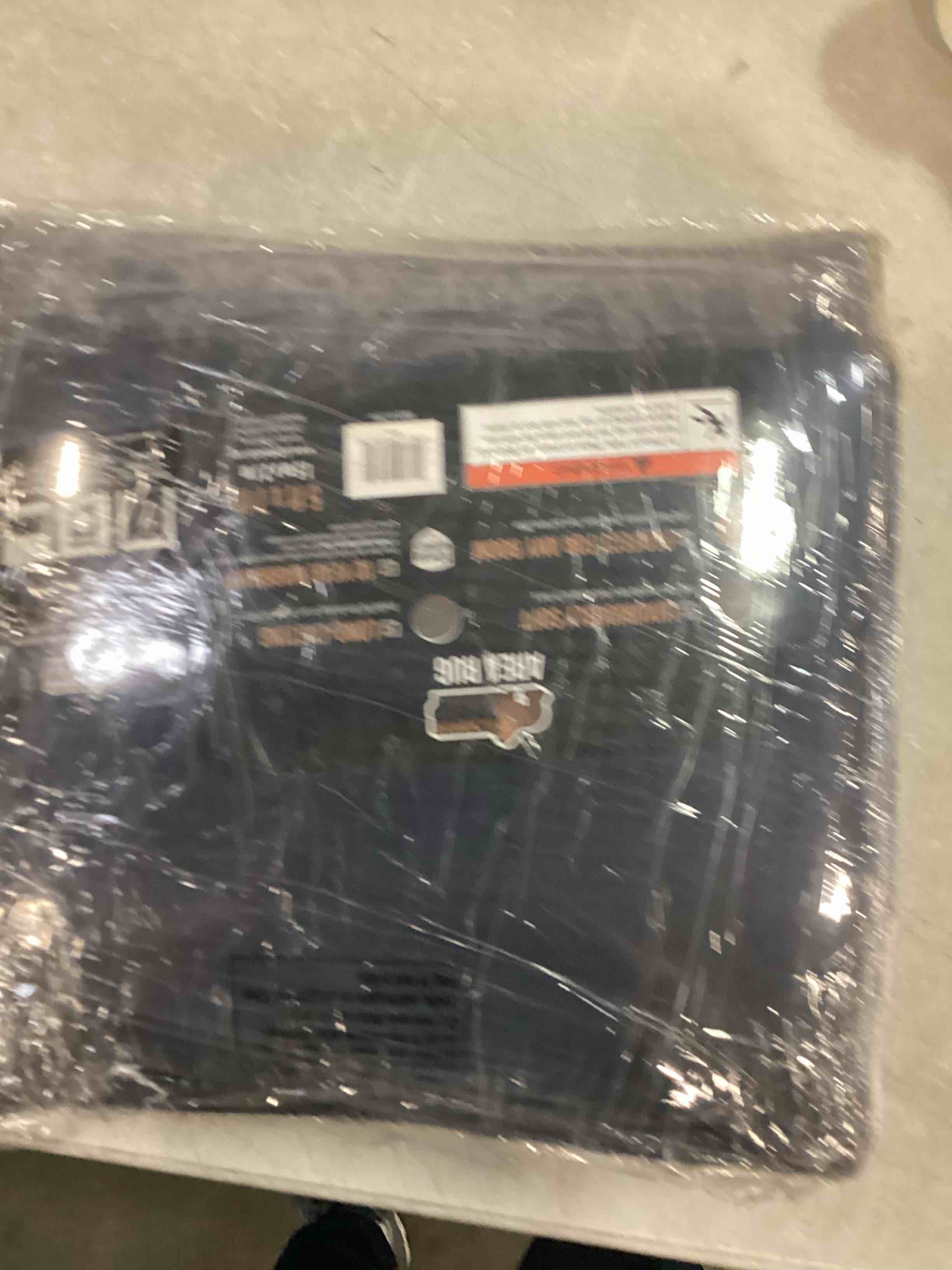 https://s3.amazonaws.com/lotting-images-prod/bidfta/_1732218866723.jpeg