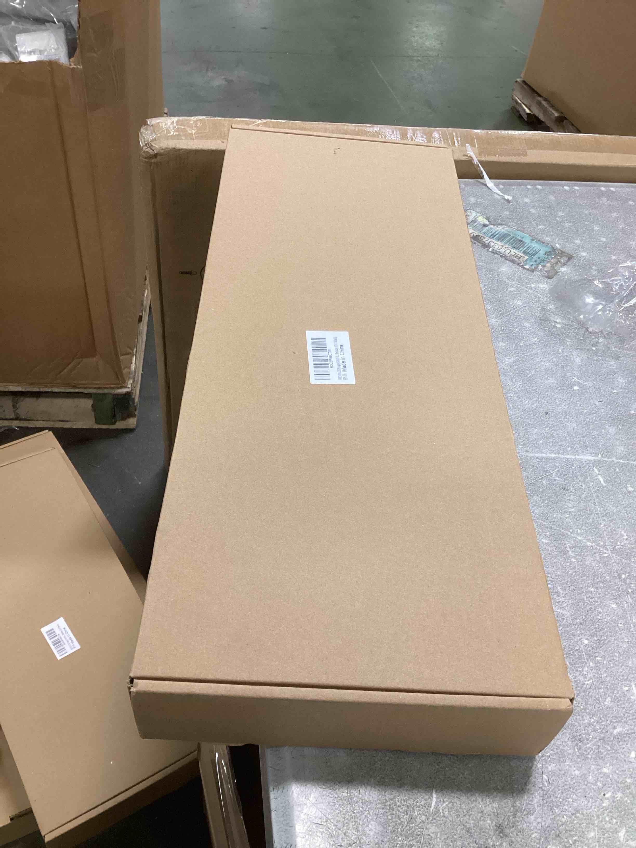 https://s3.amazonaws.com/lotting-images-prod/bidfta/_1732221680827.jpeg