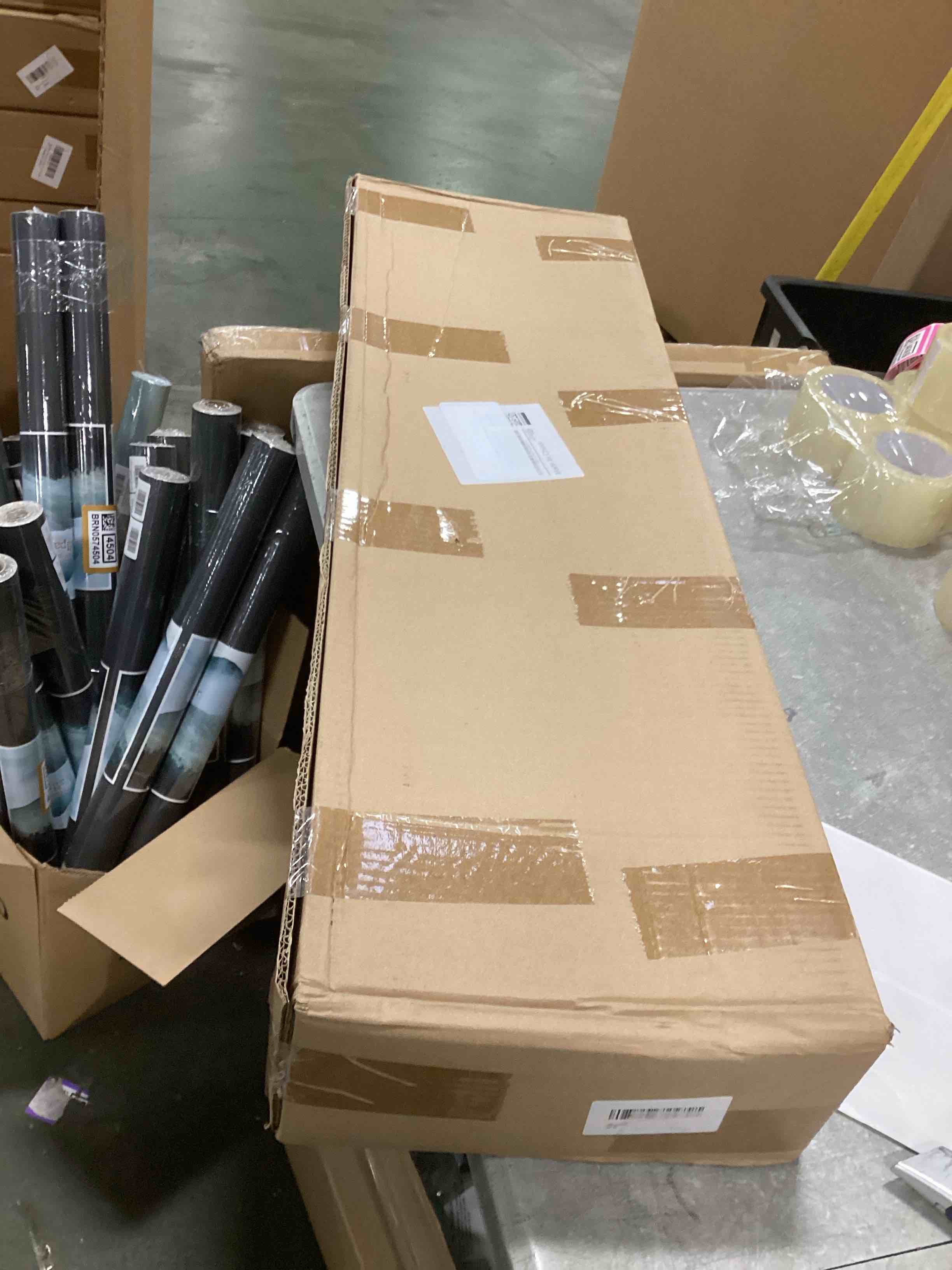 https://s3.amazonaws.com/lotting-images-prod/bidfta/_1732223248723.jpeg