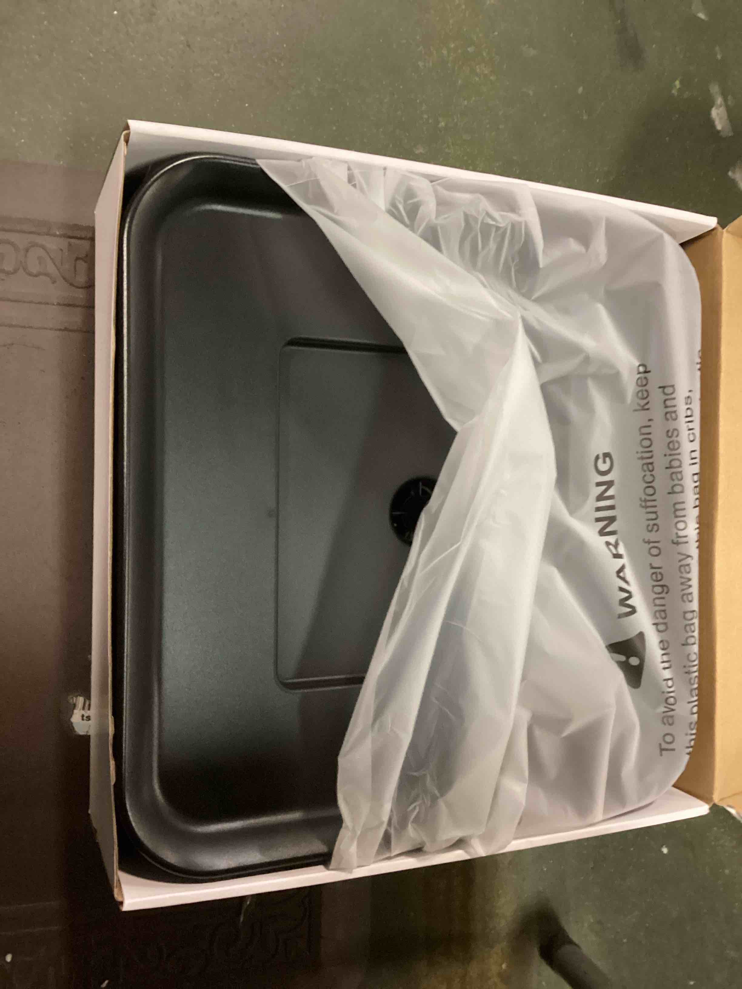 https://s3.amazonaws.com/lotting-images-prod/bidfta/_1732227561470.jpeg