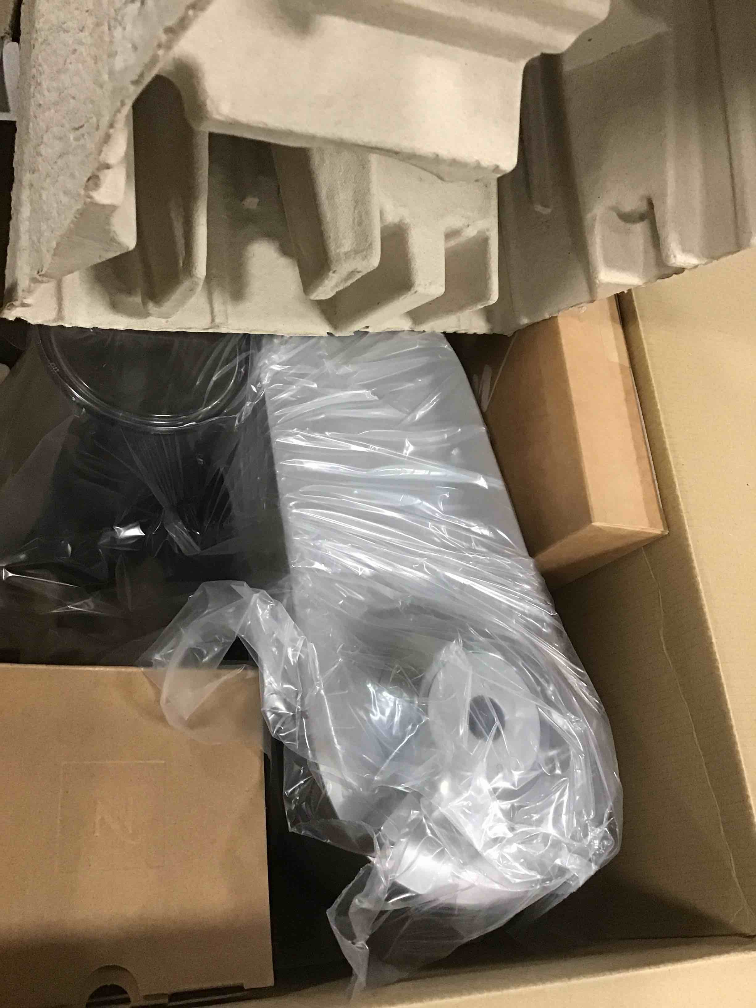 Nespresso Vertuo Pop+ Deluxe by De'Longhi with Aeroccino Milk Frother