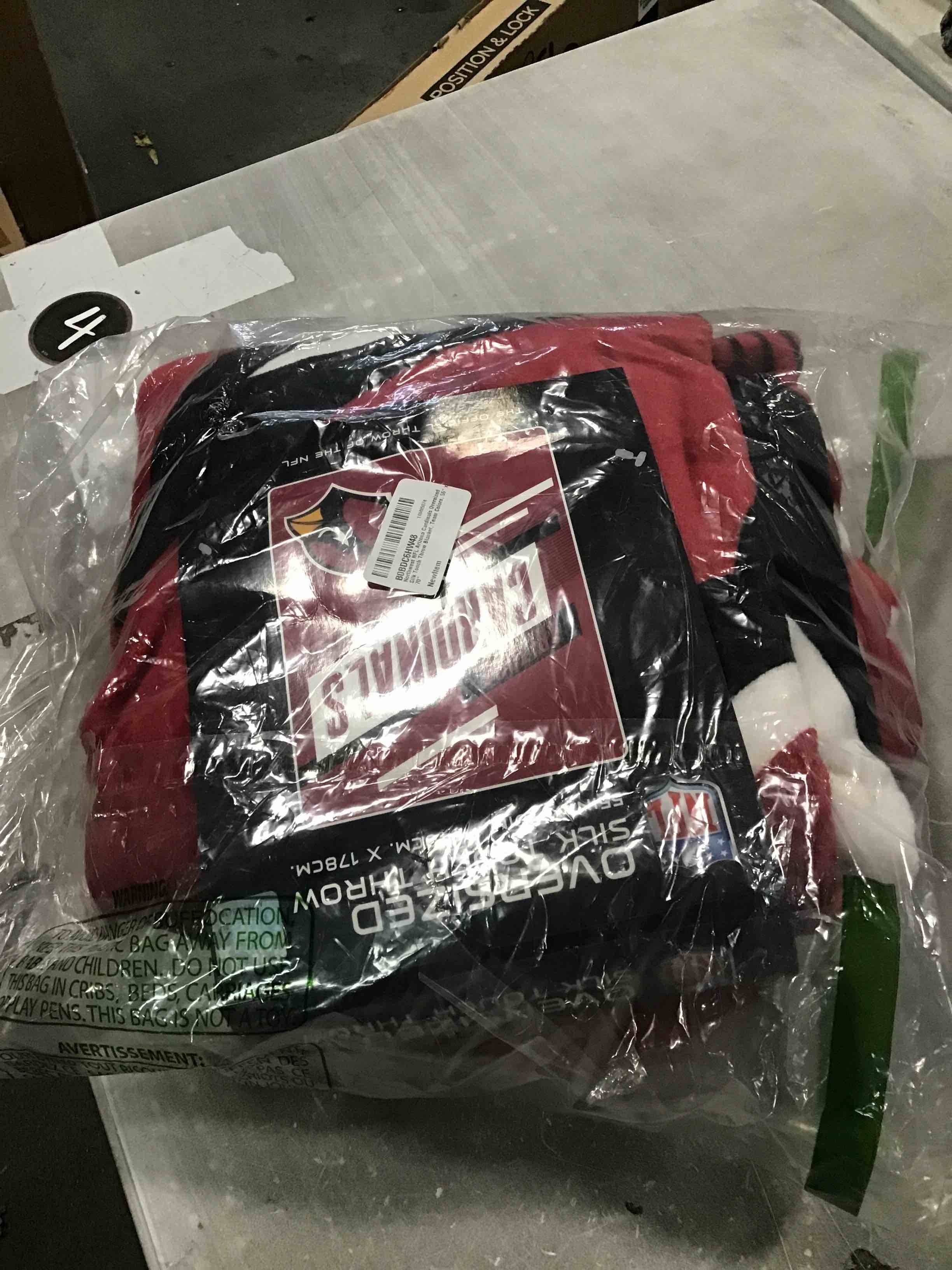 https://s3.amazonaws.com/lotting-images-prod/bidfta/_1732297004067.jpeg