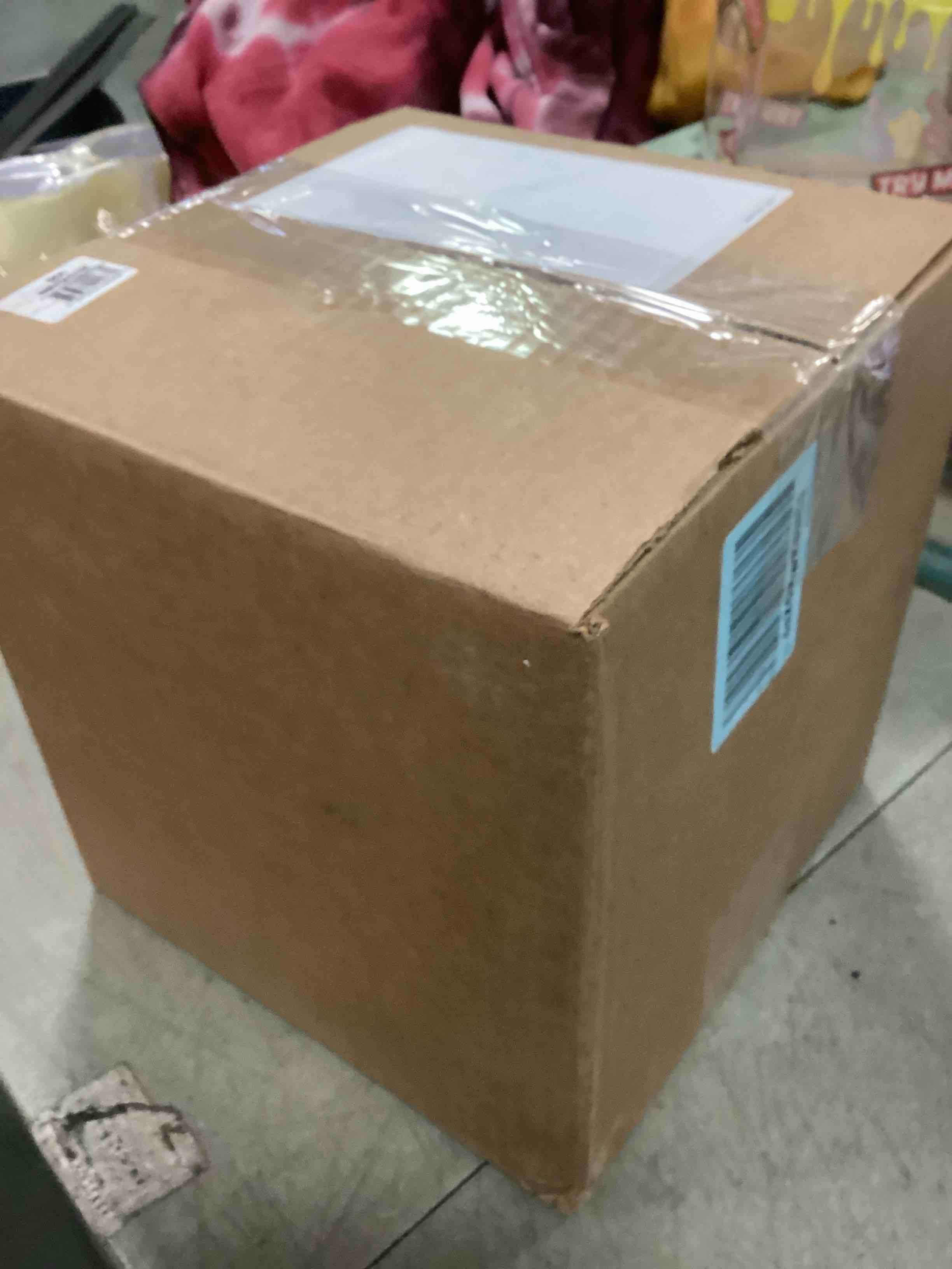 https://s3.amazonaws.com/lotting-images-prod/bidfta/_1732369576776.jpeg