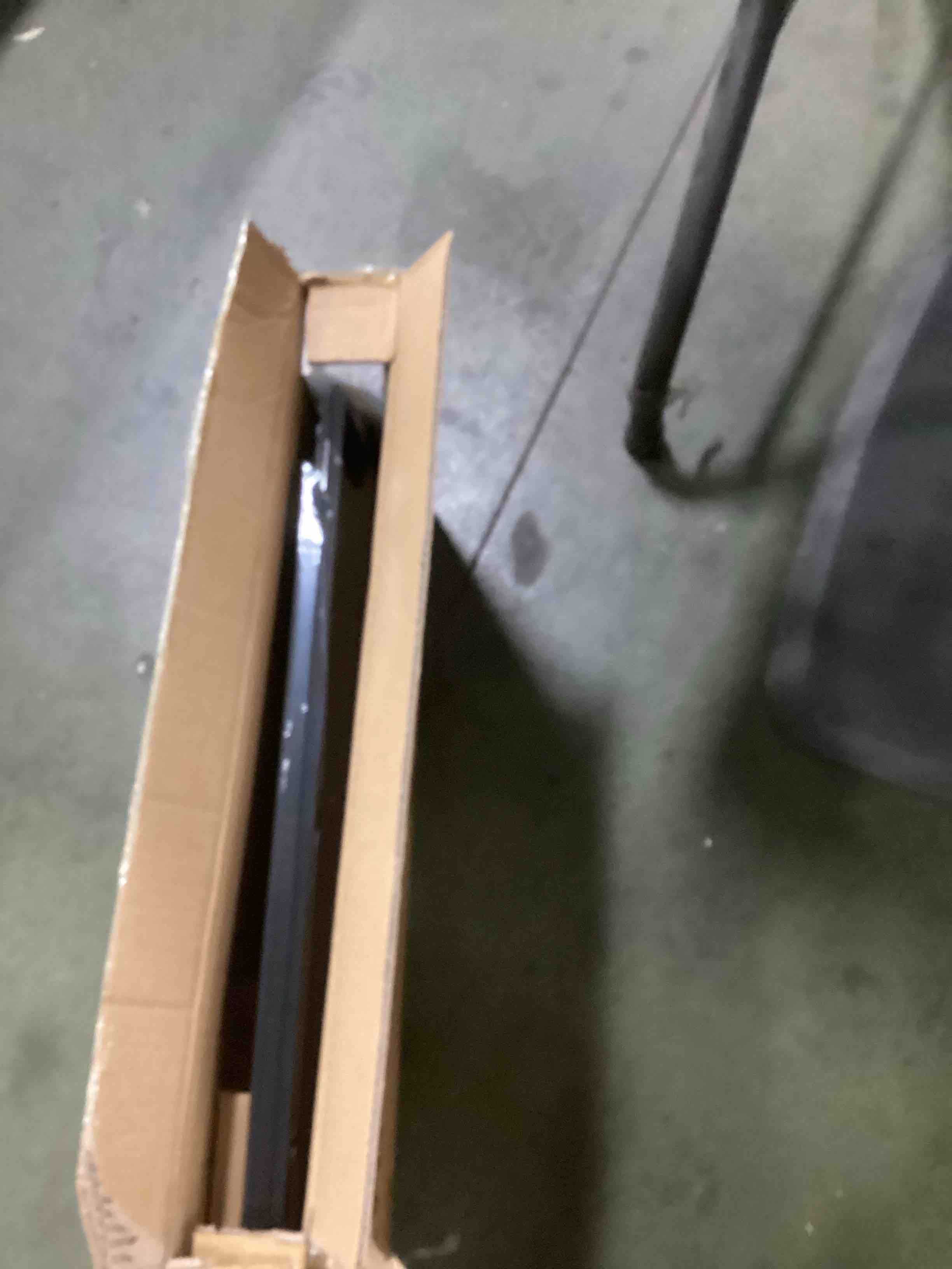 https://s3.amazonaws.com/lotting-images-prod/bidfta/_1732541685231.jpeg