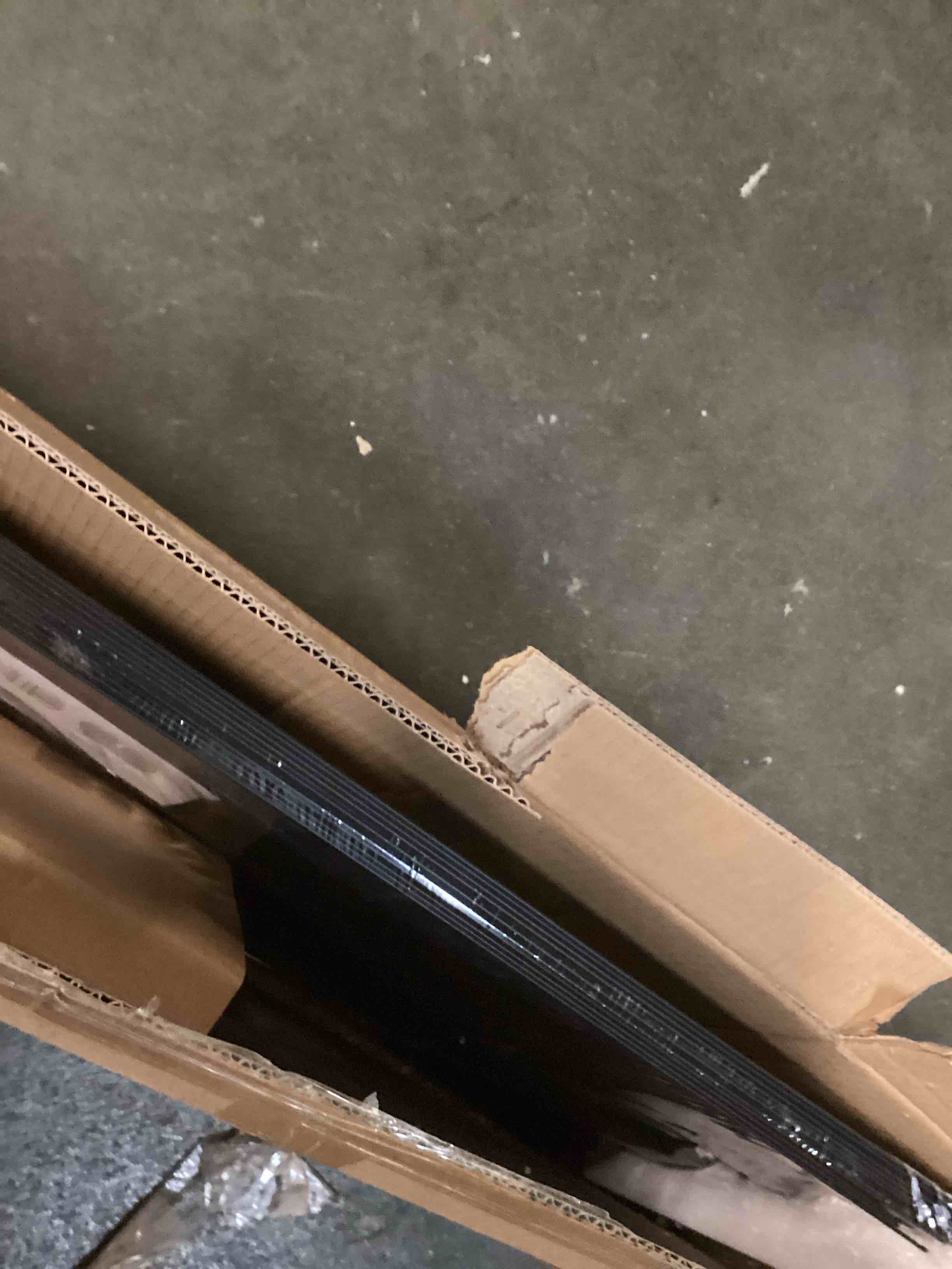 https://s3.amazonaws.com/lotting-images-prod/bidfta/_1732543557473.jpeg
