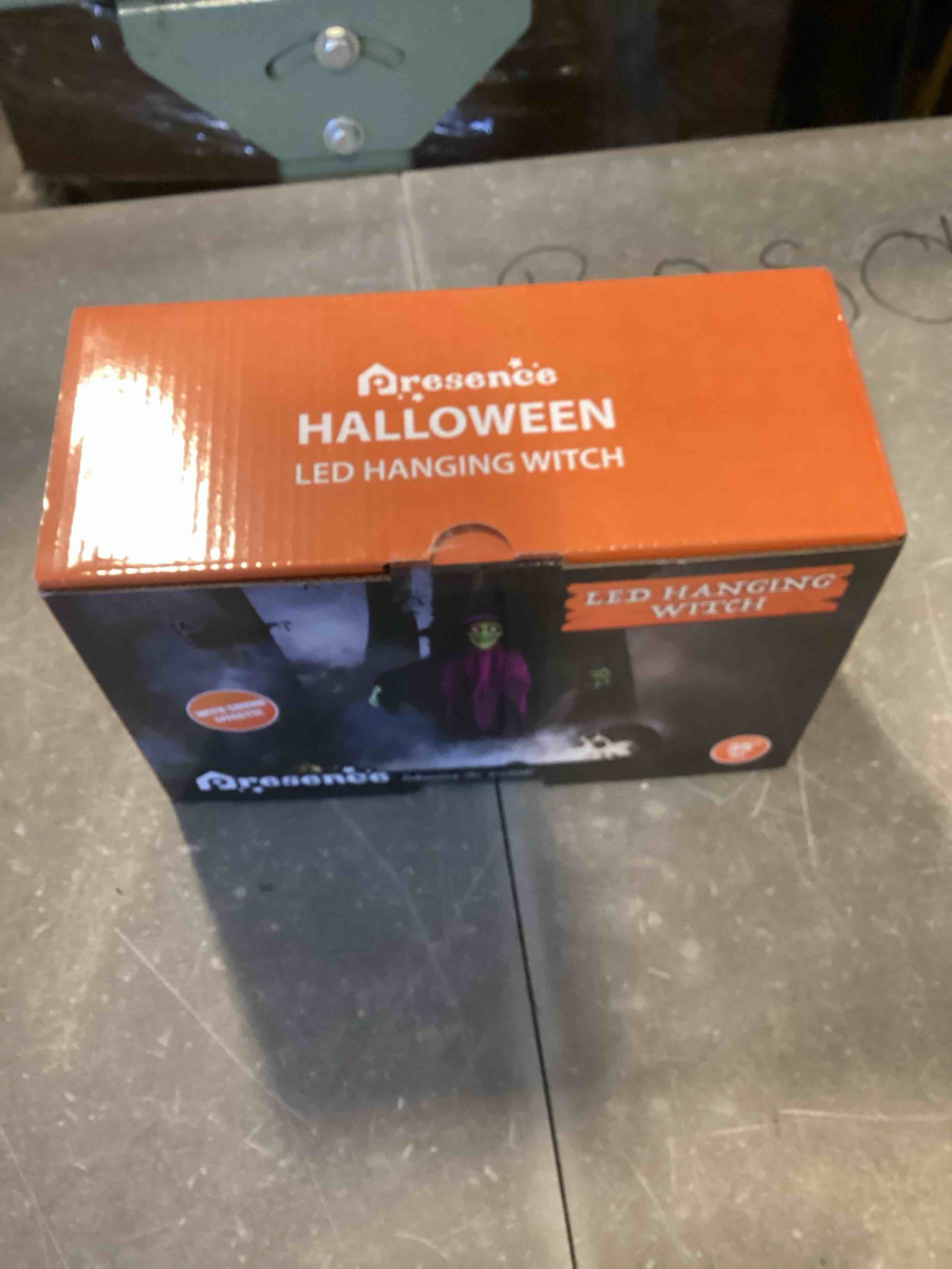 https://s3.amazonaws.com/lotting-images-prod/bidfta/_1732637053448.jpeg