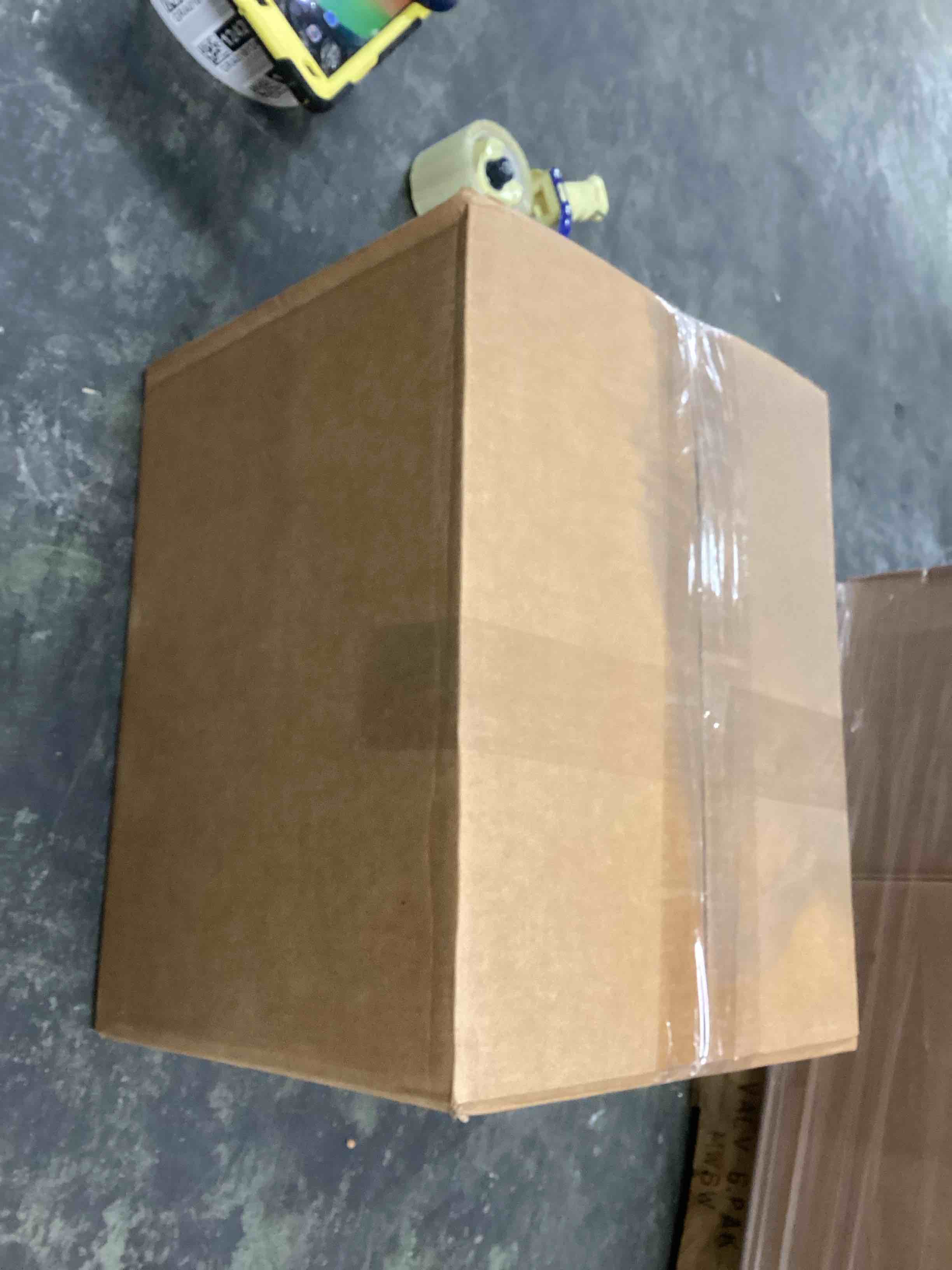 https://s3.amazonaws.com/lotting-images-prod/bidfta/_1732748844456.jpeg