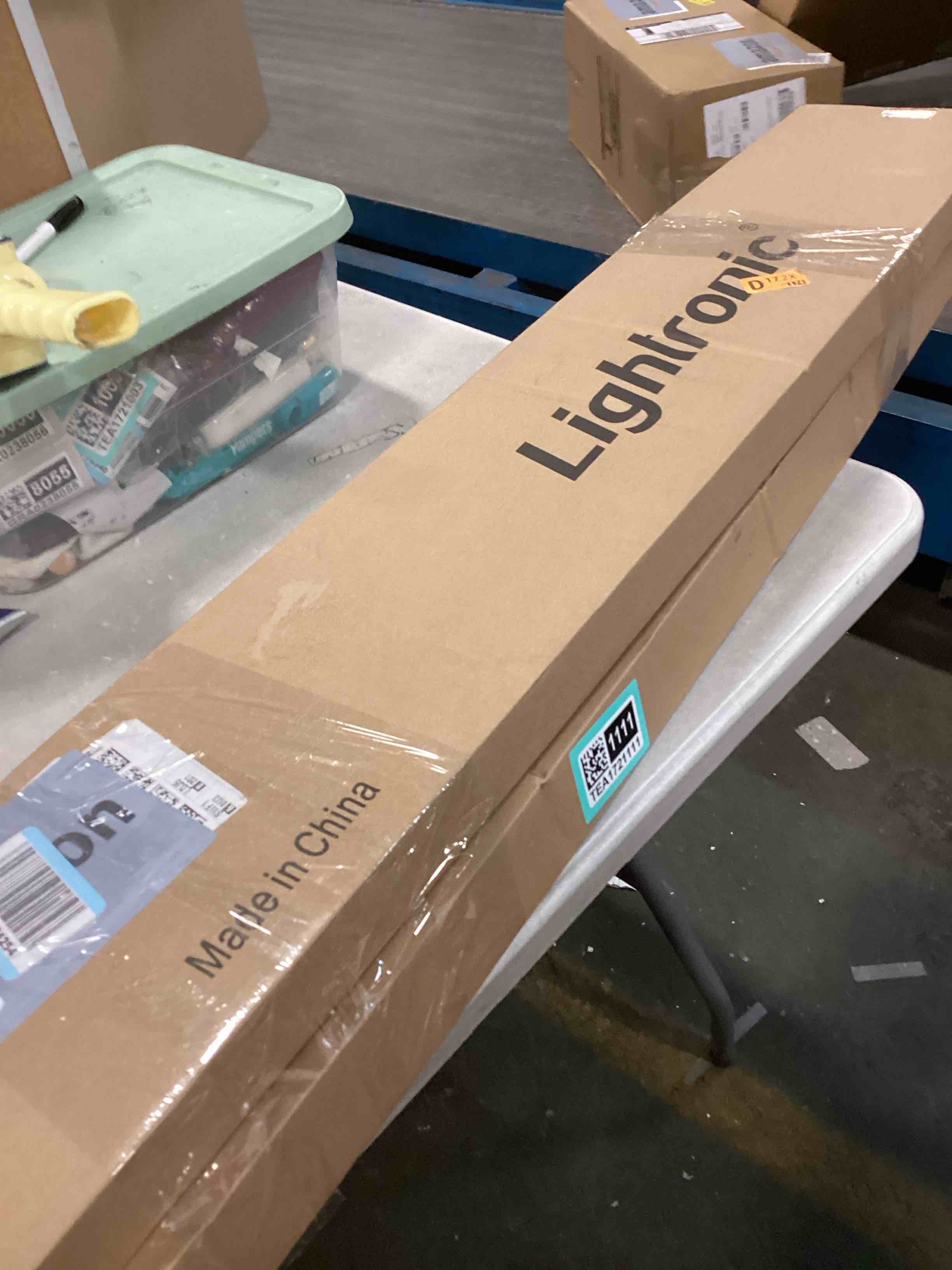 https://s3.amazonaws.com/lotting-images-prod/bidfta/_1732914944660.jpeg