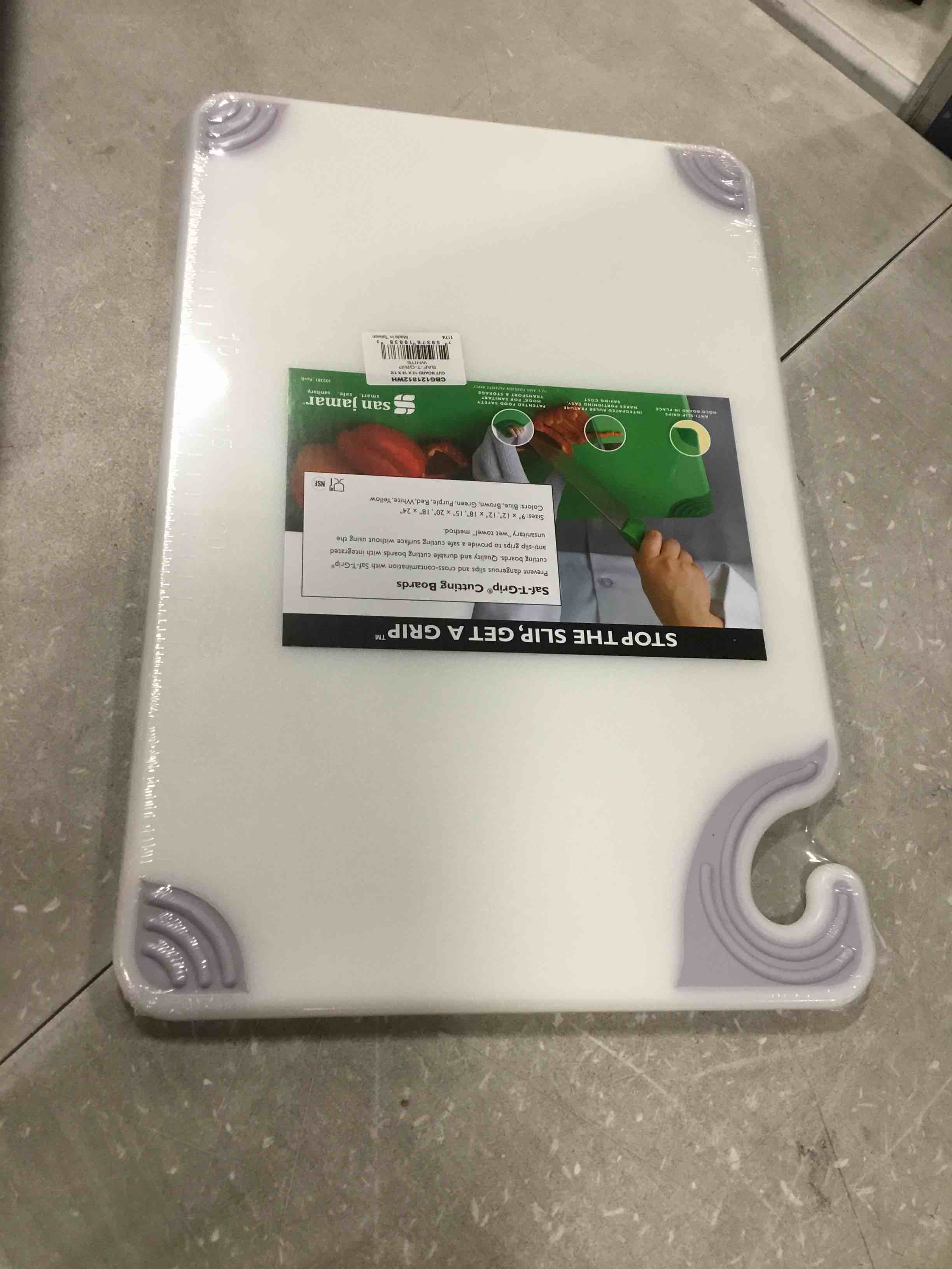 https://s3.amazonaws.com/lotting-images-prod/bidfta/_1733314987261.jpeg