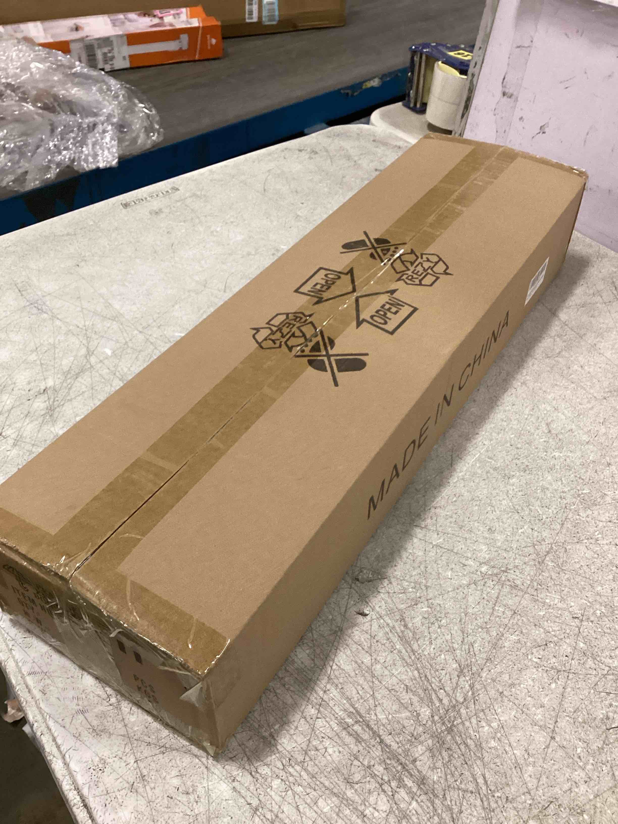 https://s3.amazonaws.com/lotting-images-prod/bidfta/_1733865388565.jpeg