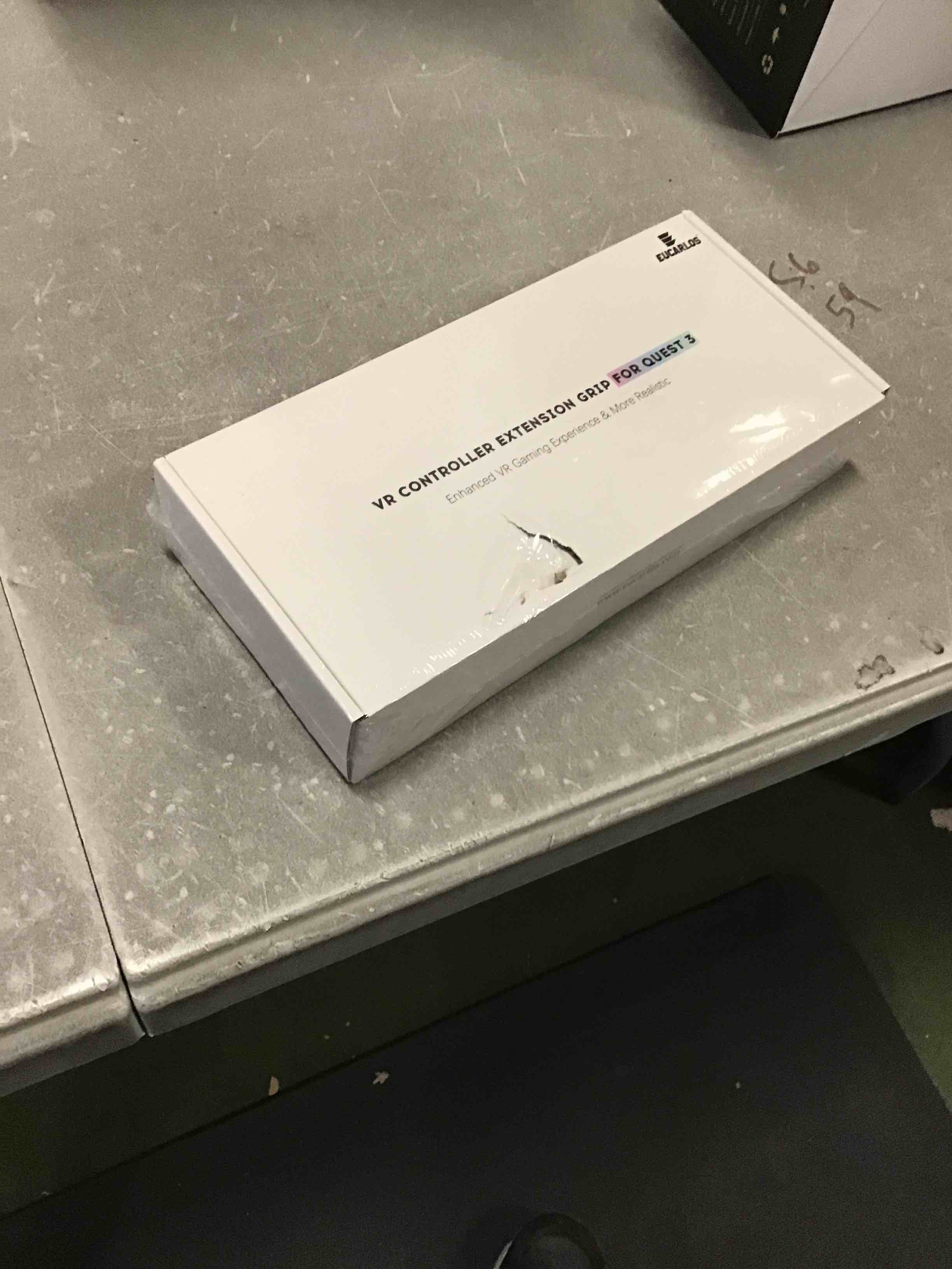 https://s3.amazonaws.com/lotting-images-prod/bidfta/_1733928968771.jpeg