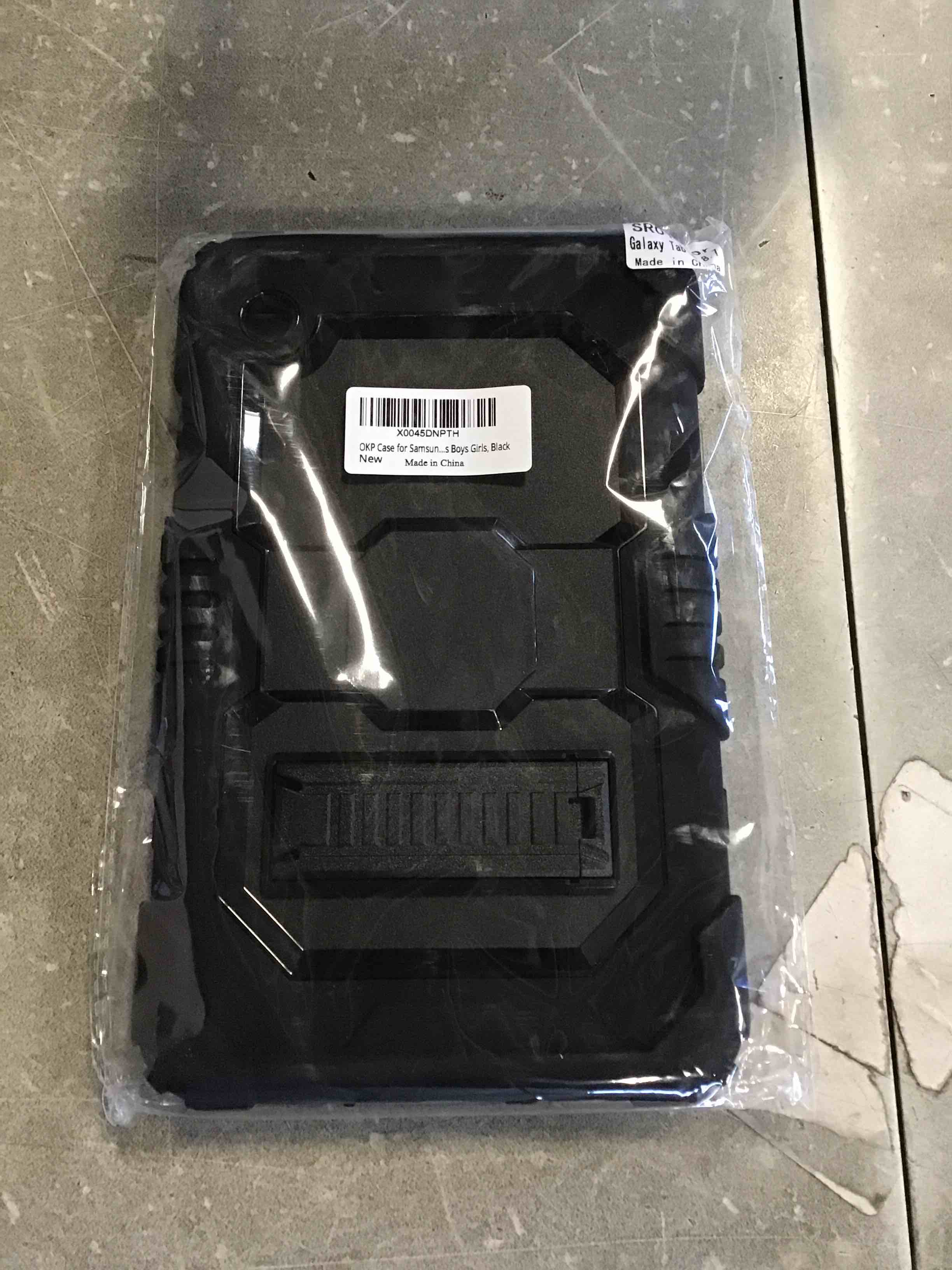 https://s3.amazonaws.com/lotting-images-prod/bidfta/_1734020293525.jpeg