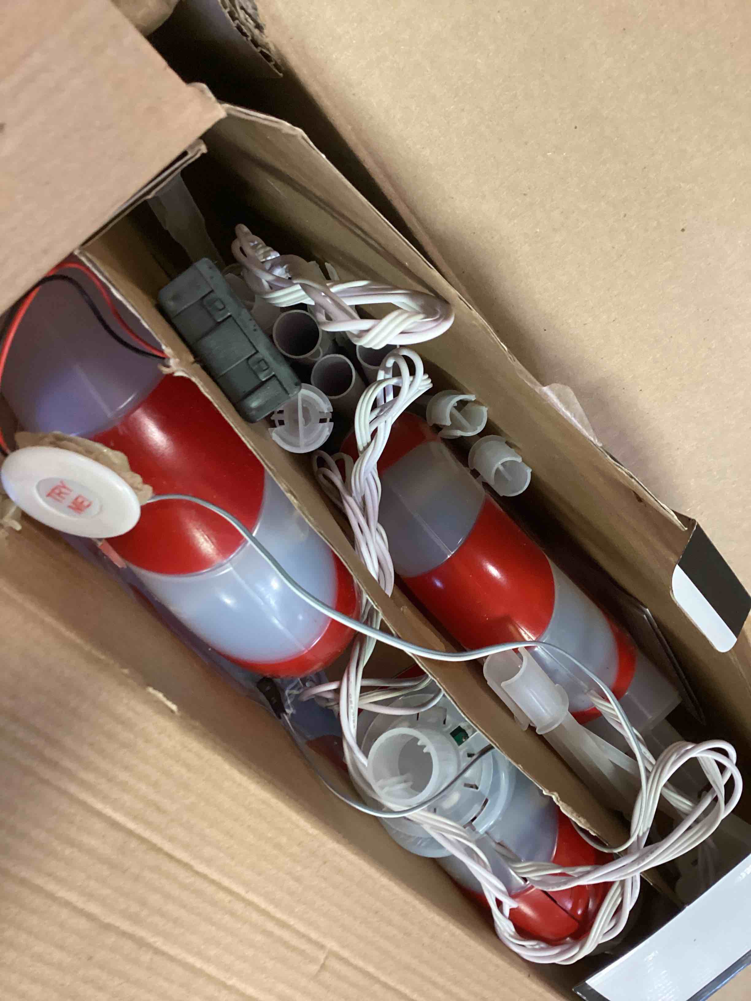 https://s3.amazonaws.com/lotting-images-prod/bidfta/_1734020819613.jpeg