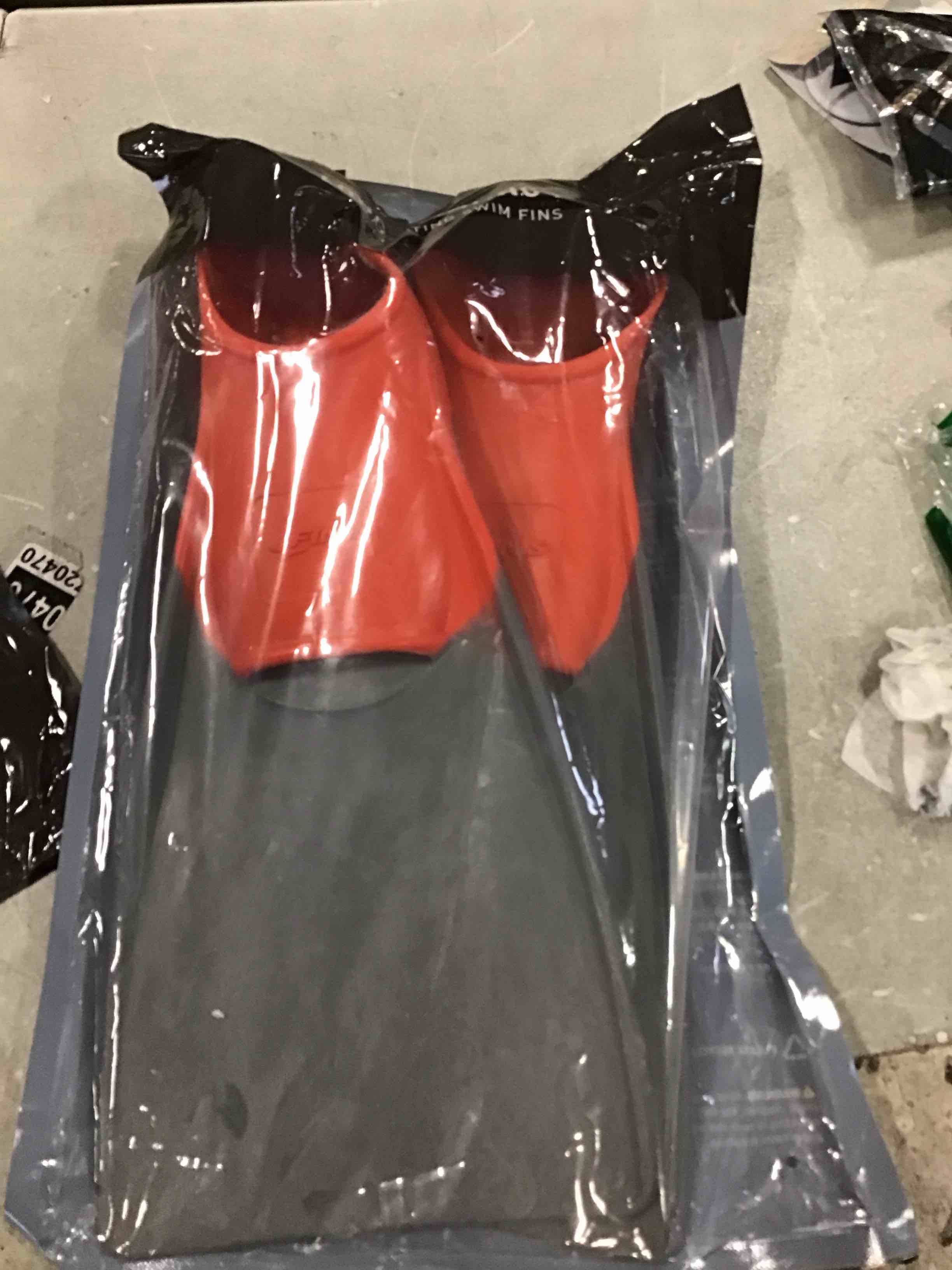 https://s3.amazonaws.com/lotting-images-prod/bidfta/_1734124109030.jpeg