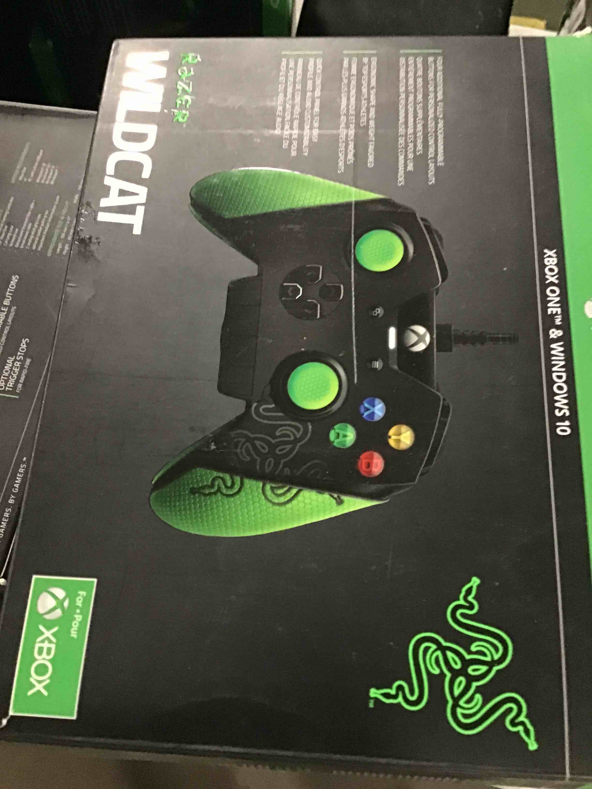 Razer Wildcat Gaming Controller W 4 Fully Programmable Buttons For Xbox One Ah