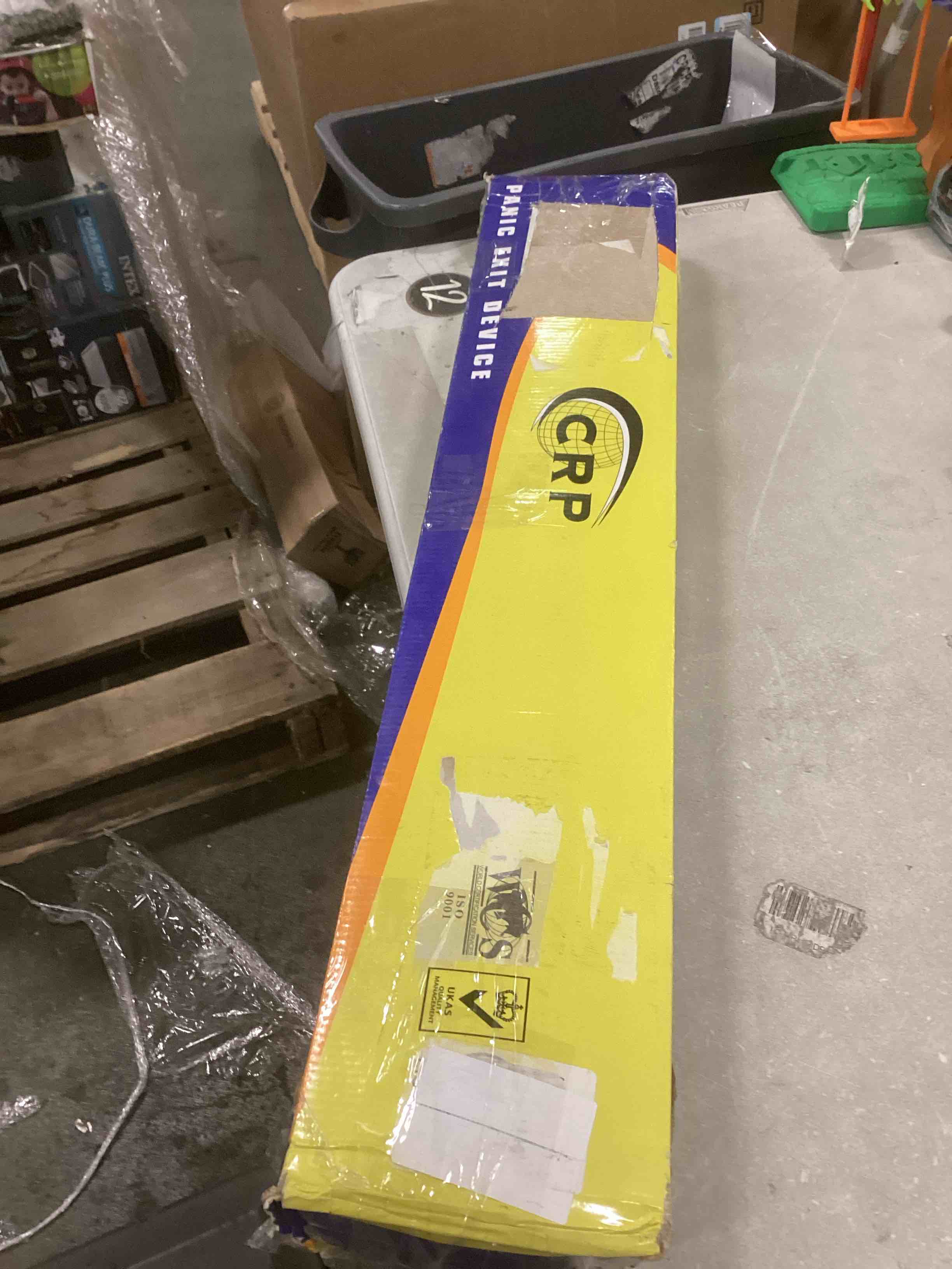 https://s3.amazonaws.com/lotting-images-prod/bidfta/_1734365765986.jpeg