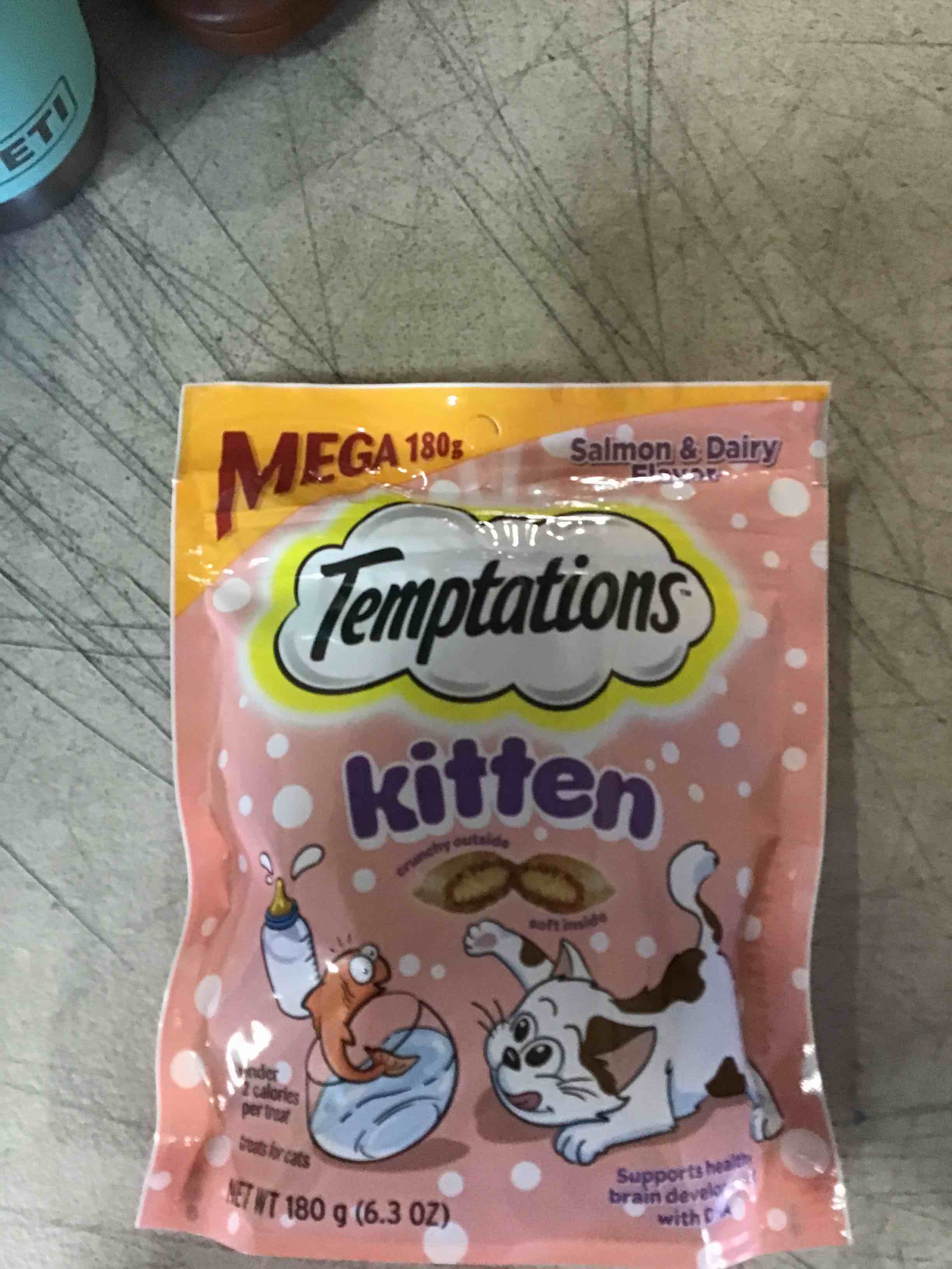 Temptations Kitten Salmon And Dairy Flavor Crunchy And Soft Treats For Kitten  6.3 Oz Pouch ( 10 pack case )