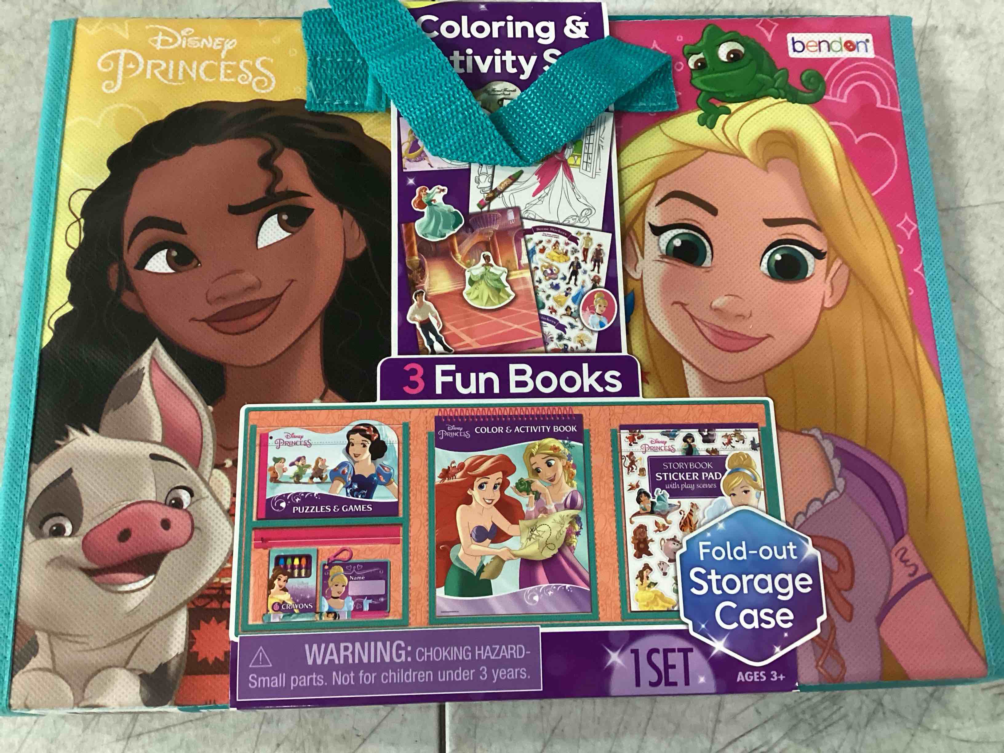 Bendon Color & Activity Disney Princess Tri-Fold Storage Case