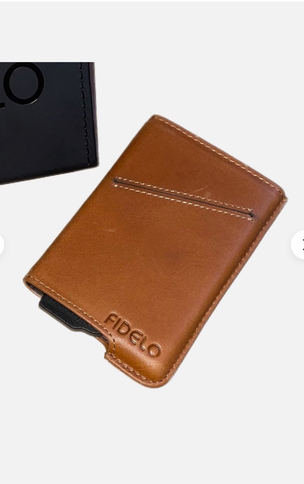 Fidelo Minimalist Wallets for Men, Card Wallet - Hybrid RFID Brown Leather