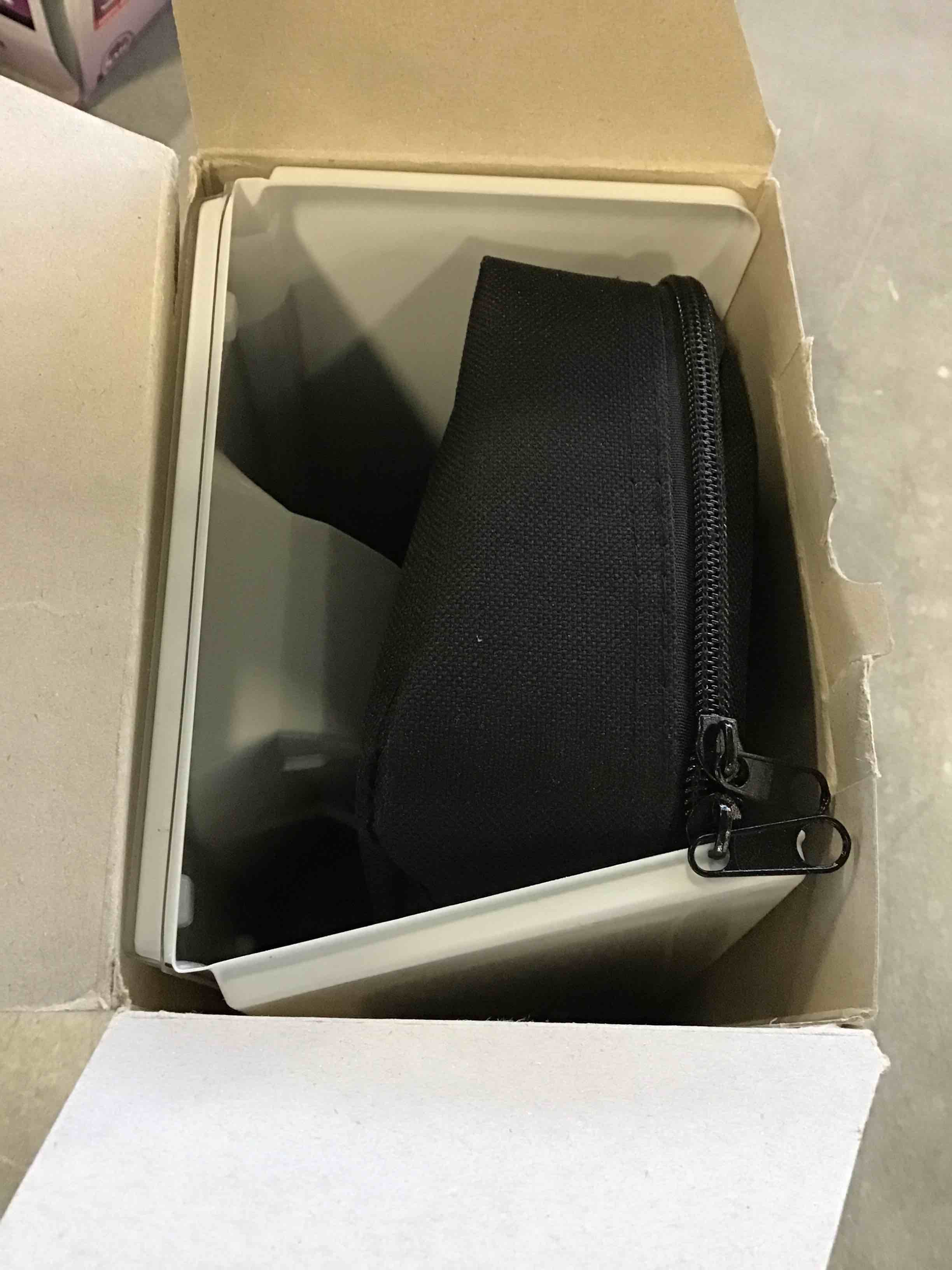 https://s3.amazonaws.com/lotting-images-prod/bidfta/_1735587301120.jpeg