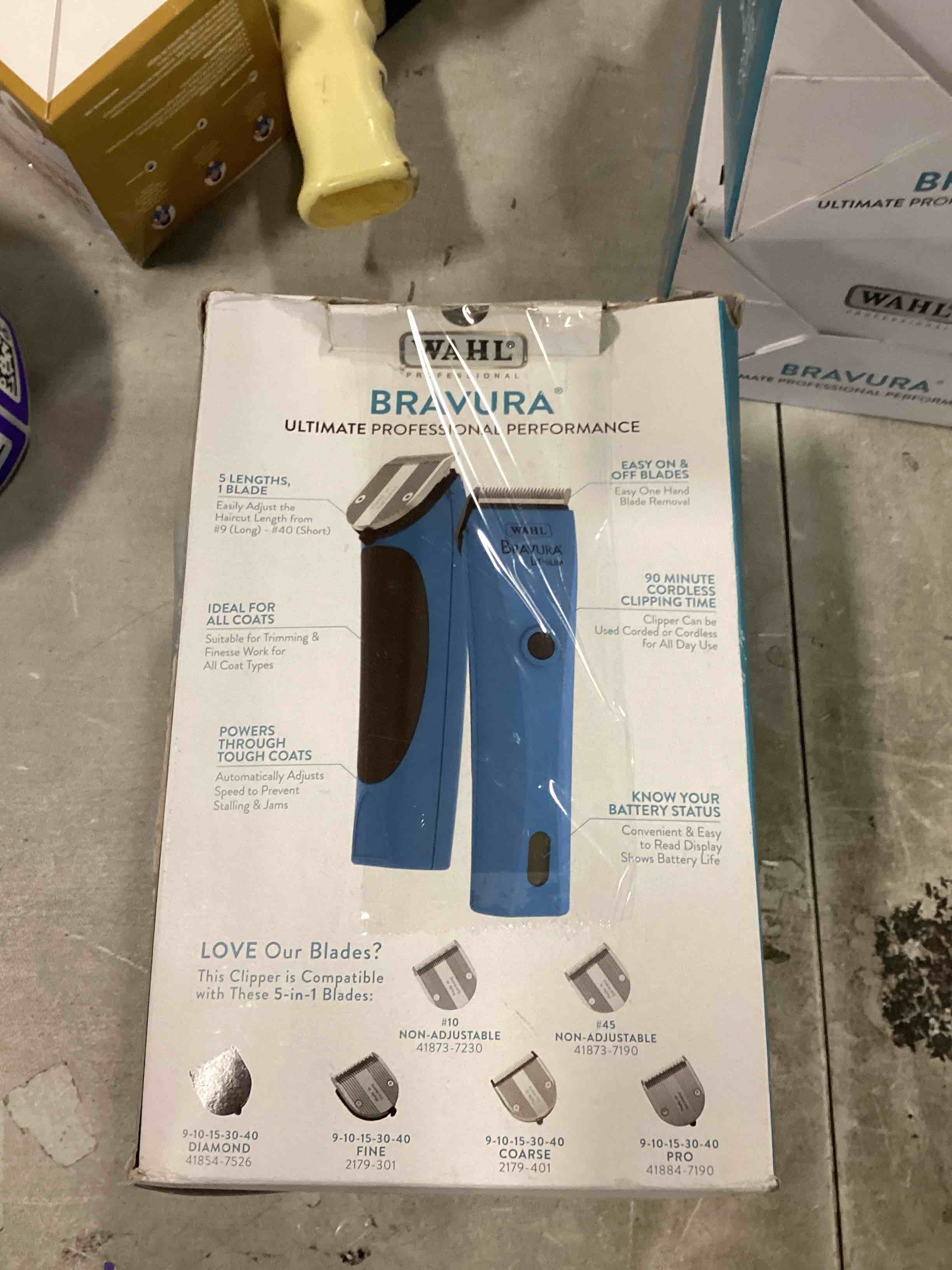 https://s3.amazonaws.com/lotting-images-prod/bidfta/_1735824413458.jpeg
