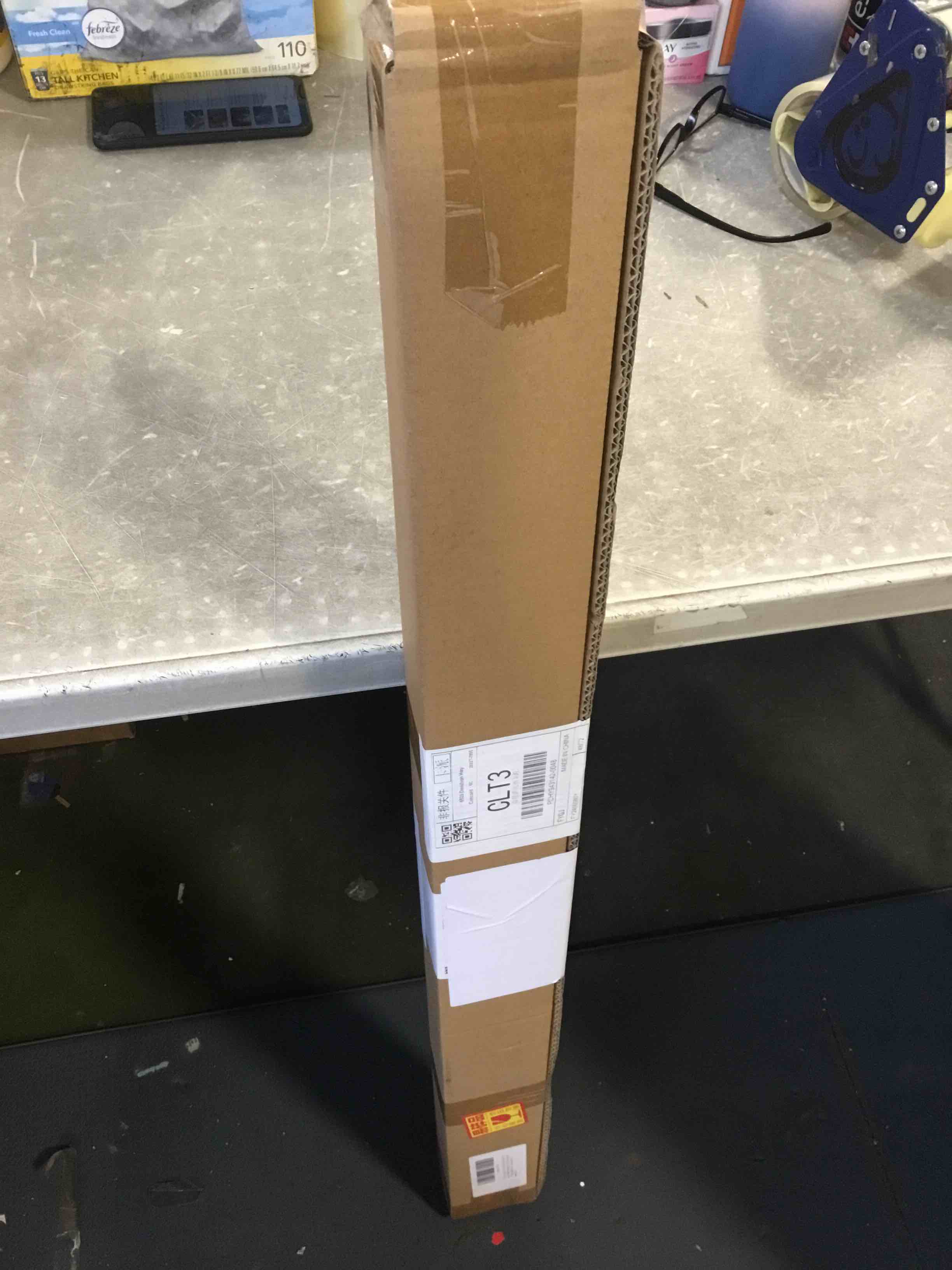 https://s3.amazonaws.com/lotting-images-prod/bidfta/_1735827005059.jpeg
