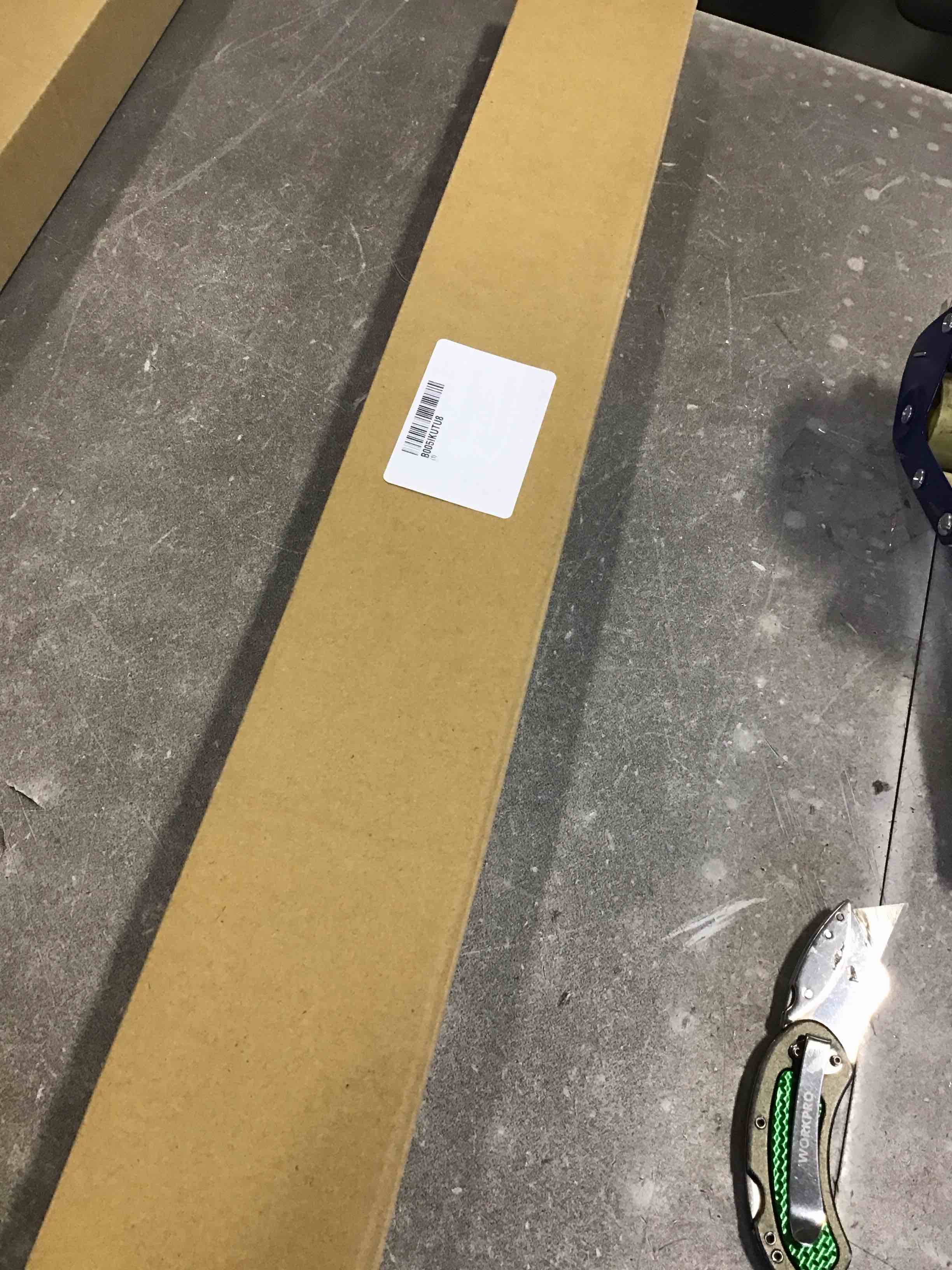 https://s3.amazonaws.com/lotting-images-prod/bidfta/_1735842637686.jpeg