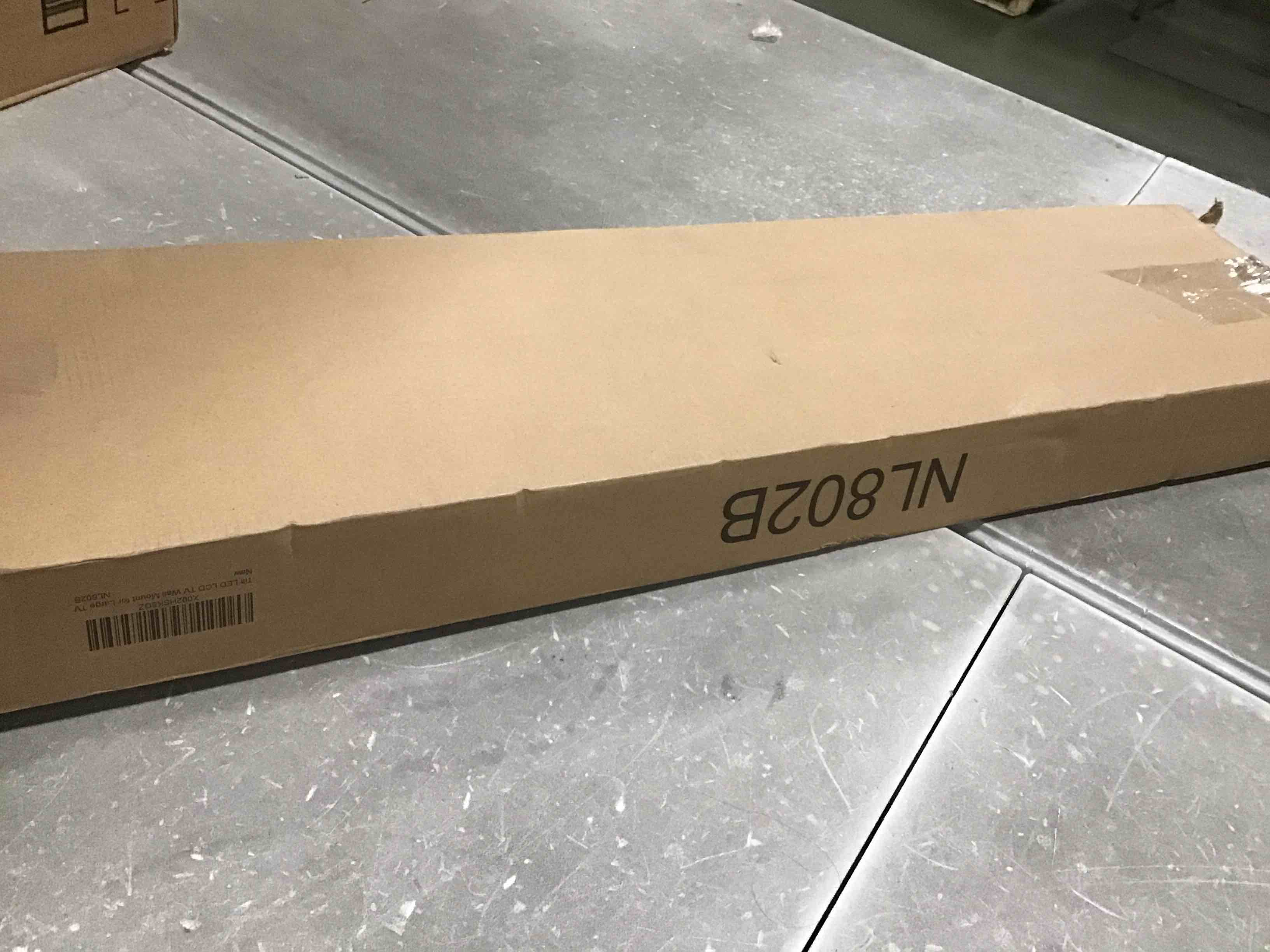 https://s3.amazonaws.com/lotting-images-prod/bidfta/_1735993227093.jpeg